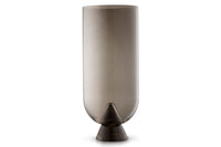 AYTMはGran Living ApSから派生したブランドです。Gran Livingは2004年にPerとKathrine Gran Hartvigsenによって設立されました。Gran Livingは主に北欧諸国の高級チェーン向けに製品を提供しており、デザインはもちろん、品質の細部にも最大限の注意を払って設計され、開発されています。