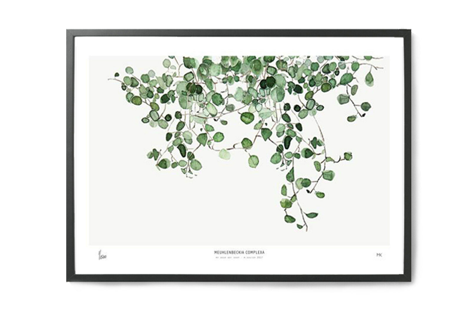 My Deer Art Shopは、「日常に、ほんの少しの物語を。」をコンセプトに、アートの持つ癒しと温もりを暮らしに届けるブランドです。愛らしい動物たちや幻想的な風景、心に残る言葉をモチーフに、イラストレーションやアートポスター、雑貨を展開。特に“鹿（Deer）”をブランドの象徴とし、静かで優しい世界観を大切にしています。ブランドの始まりは、自然と動物、そして小さな物語を描き続けてきたひとりのイラストレーターのアトリエでした。自身の描く作品が、見る人の心をそっと癒し、時には励ましになることを知り、2020年にMy Deer Art Shopとしてオンラインショップを立ち上げました。手に取った人が、作品に込められた物語やぬくもりを感じられるよう、一点一点に心を込めて制作しています。