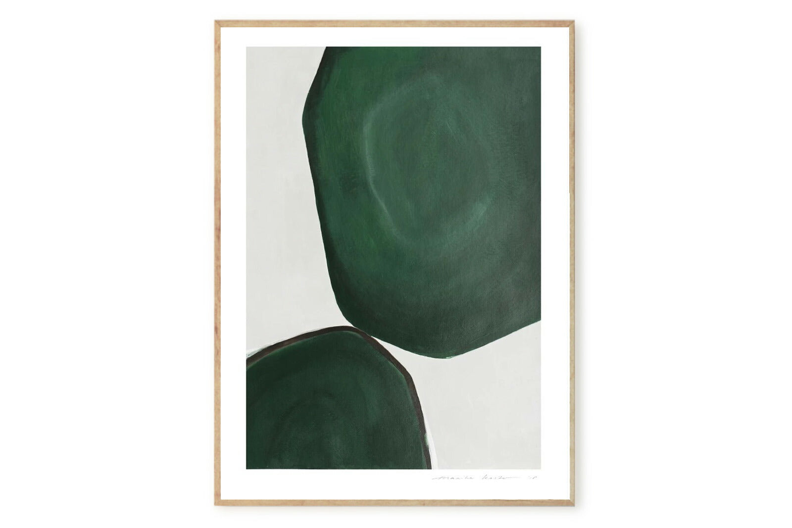 My Deer Art Shopは、「日常に、ほんの少しの物語を。」をコンセプトに、アートの持つ癒しと温もりを暮らしに届けるブランドです。愛らしい動物たちや幻想的な風景、心に残る言葉をモチーフに、イラストレーションやアートポスター、雑貨を展開。特に“鹿（Deer）”をブランドの象徴とし、静かで優しい世界観を大切にしています。ブランドの始まりは、自然と動物、そして小さな物語を描き続けてきたひとりのイラストレーターのアトリエでした。自身の描く作品が、見る人の心をそっと癒し、時には励ましになることを知り、2020年にMy Deer Art Shopとしてオンラインショップを立ち上げました。手に取った人が、作品に込められた物語やぬくもりを感じられるよう、一点一点に心を込めて制作しています。