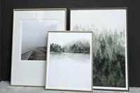 My Deer Art Shopは、「日常に、ほんの少しの物語を。」をコンセプトに、アートの持つ癒しと温もりを暮らしに届けるブランドです。愛らしい動物たちや幻想的な風景、心に残る言葉をモチーフに、イラストレーションやアートポスター、雑貨を展開。特に“鹿（Deer）”をブランドの象徴とし、静かで優しい世界観を大切にしています。ブランドの始まりは、自然と動物、そして小さな物語を描き続けてきたひとりのイラストレーターのアトリエでした。自身の描く作品が、見る人の心をそっと癒し、時には励ましになることを知り、2020年にMy Deer Art Shopとしてオンラインショップを立ち上げました。手に取った人が、作品に込められた物語やぬくもりを感じられるよう、一点一点に心を込めて制作しています。