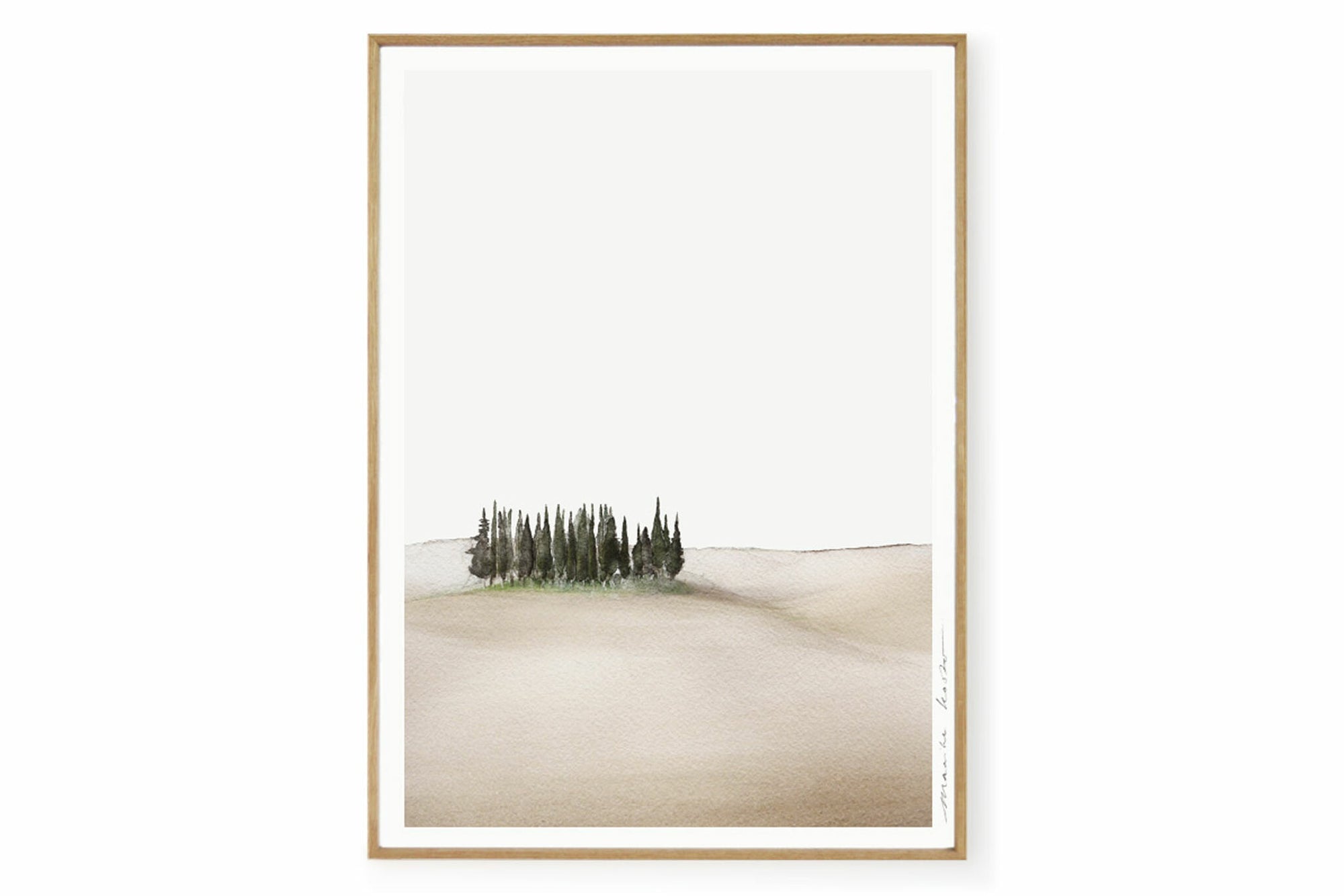 My Deer Art Shopは、「日常に、ほんの少しの物語を。」をコンセプトに、アートの持つ癒しと温もりを暮らしに届けるブランドです。愛らしい動物たちや幻想的な風景、心に残る言葉をモチーフに、イラストレーションやアートポスター、雑貨を展開。特に“鹿（Deer）”をブランドの象徴とし、静かで優しい世界観を大切にしています。ブランドの始まりは、自然と動物、そして小さな物語を描き続けてきたひとりのイラストレーターのアトリエでした。自身の描く作品が、見る人の心をそっと癒し、時には励ましになることを知り、2020年にMy Deer Art Shopとしてオンラインショップを立ち上げました。手に取った人が、作品に込められた物語やぬくもりを感じられるよう、一点一点に心を込めて制作しています。