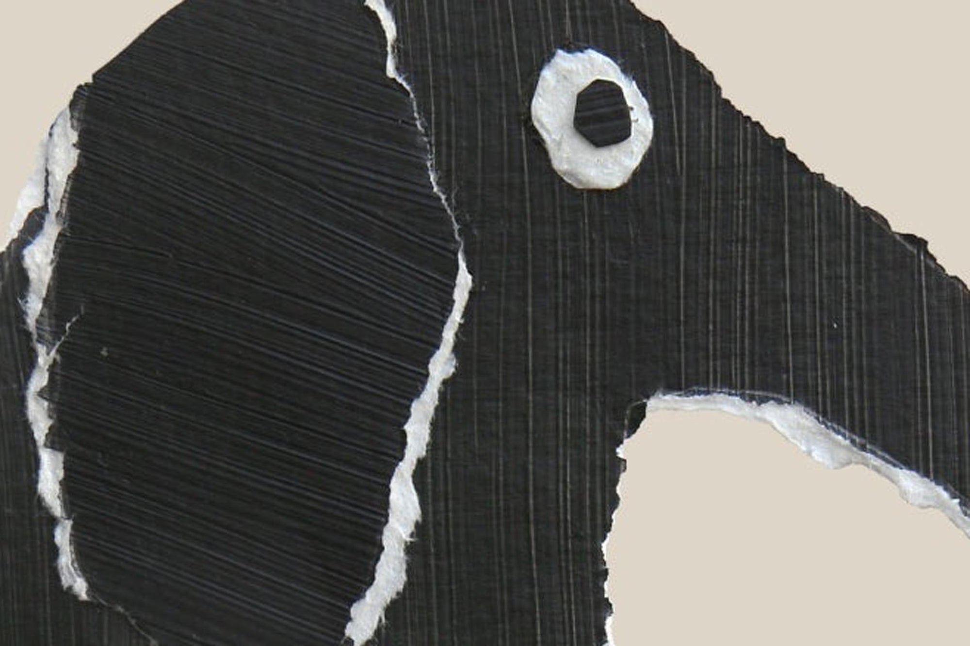 My Deer Art Shopは、「日常に、ほんの少しの物語を。」をコンセプトに、アートの持つ癒しと温もりを暮らしに届けるブランドです。愛らしい動物たちや幻想的な風景、心に残る言葉をモチーフに、イラストレーションやアートポスター、雑貨を展開。特に“鹿（Deer）”をブランドの象徴とし、静かで優しい世界観を大切にしています。ブランドの始まりは、自然と動物、そして小さな物語を描き続けてきたひとりのイラストレーターのアトリエでした。自身の描く作品が、見る人の心をそっと癒し、時には励ましになることを知り、2020年にMy Deer Art Shopとしてオンラインショップを立ち上げました。手に取った人が、作品に込められた物語やぬくもりを感じられるよう、一点一点に心を込めて制作しています。