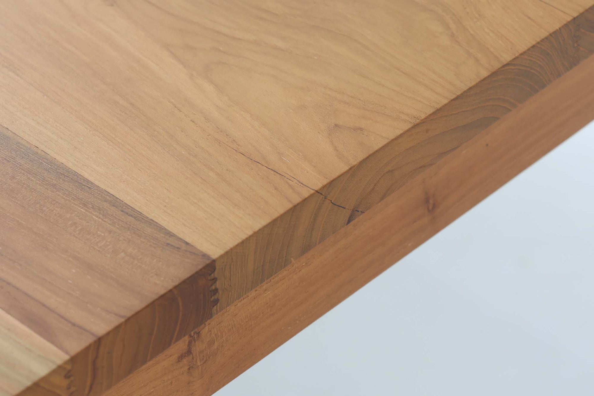 チーク材天然木ダイニングテーブル　幅90cm　正方形☆北欧インテリア CHLOROS