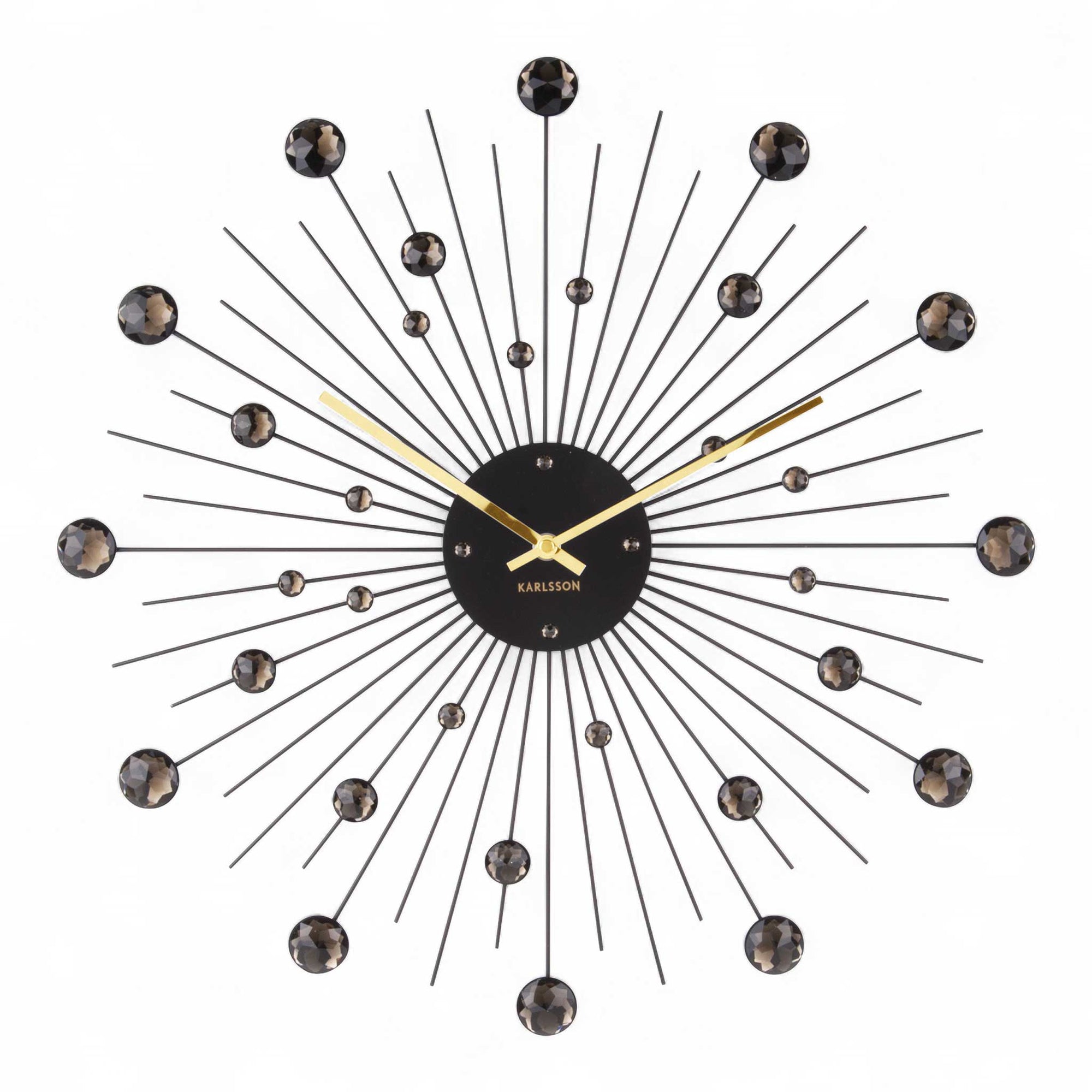 Karlsson（カールソン）は、オランダ発のデザインクロックブランドです。世界中のインテリアファンに愛されるその魅力は、洗練されたミニマルデザインとユニークな個性の融合にあります。シンプルでありながら存在感のあるデザインは、モダンな空間にも北欧風のインテリアにも自然に調和し、リビング、オフィス、カフェなど多様なシーンで活躍します。「時間を美しく飾る」をコンセプトに、Karlssonは毎年新たなデザイナーとのコラボレーションを通じて革新的なコレクションを展開。インテリア時計のトレンドをリードし続けています。高品質な素材と正確なクオーツムーブメントを採用し、見た目だけでなく実用性も兼ね備えたKarlssonの壁掛け時計・置き時計は、贈り物にも最適です。北欧インテリア、デザイン時計、おしゃれな壁掛け時計をお探しの方におすすめのブランドです。