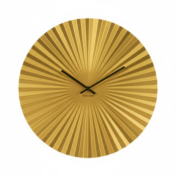 Karlsson（カールソン）は、オランダ発のデザインクロックブランドです。世界中のインテリアファンに愛されるその魅力は、洗練されたミニマルデザインとユニークな個性の融合にあります。シンプルでありながら存在感のあるデザインは、モダンな空間にも北欧風のインテリアにも自然に調和し、リビング、オフィス、カフェなど多様なシーンで活躍します。「時間を美しく飾る」をコンセプトに、Karlssonは毎年新たなデザイナーとのコラボレーションを通じて革新的なコレクションを展開。インテリア時計のトレンドをリードし続けています。高品質な素材と正確なクオーツムーブメントを採用し、見た目だけでなく実用性も兼ね備えたKarlssonの壁掛け時計・置き時計は、贈り物にも最適です。北欧インテリア、デザイン時計、おしゃれな壁掛け時計をお探しの方におすすめのブランドです。