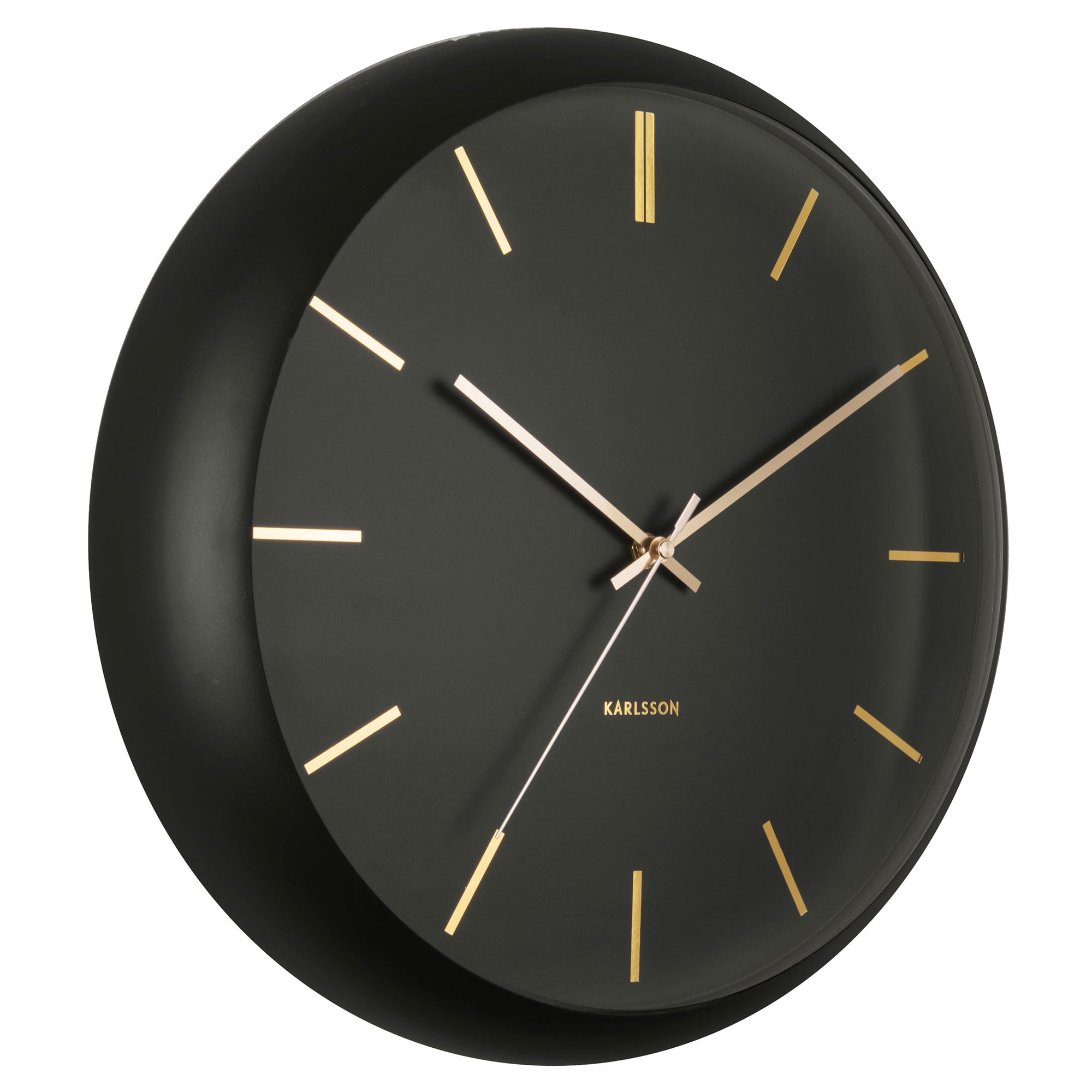 Karlsson（カールソン）は、オランダ発のデザインクロックブランドです。世界中のインテリアファンに愛されるその魅力は、洗練されたミニマルデザインとユニークな個性の融合にあります。シンプルでありながら存在感のあるデザインは、モダンな空間にも北欧風のインテリアにも自然に調和し、リビング、オフィス、カフェなど多様なシーンで活躍します。「時間を美しく飾る」をコンセプトに、Karlssonは毎年新たなデザイナーとのコラボレーションを通じて革新的なコレクションを展開。インテリア時計のトレンドをリードし続けています。高品質な素材と正確なクオーツムーブメントを採用し、見た目だけでなく実用性も兼ね備えたKarlssonの壁掛け時計・置き時計は、贈り物にも最適です。北欧インテリア、デザイン時計、おしゃれな壁掛け時計をお探しの方におすすめのブランドです。