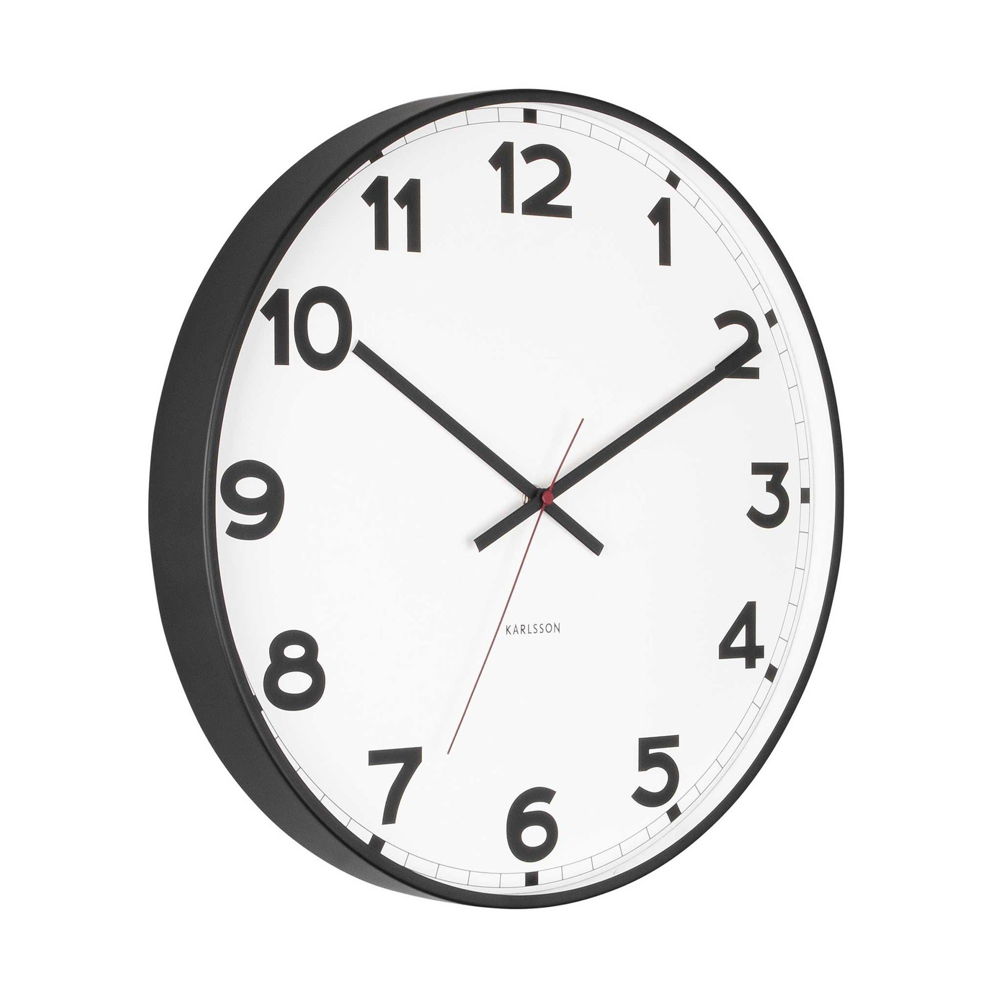 Karlsson（カールソン）は、オランダ発のデザインクロックブランドです。世界中のインテリアファンに愛されるその魅力は、洗練されたミニマルデザインとユニークな個性の融合にあります。シンプルでありながら存在感のあるデザインは、モダンな空間にも北欧風のインテリアにも自然に調和し、リビング、オフィス、カフェなど多様なシーンで活躍します。「時間を美しく飾る」をコンセプトに、Karlssonは毎年新たなデザイナーとのコラボレーションを通じて革新的なコレクションを展開。インテリア時計のトレンドをリードし続けています。高品質な素材と正確なクオーツムーブメントを採用し、見た目だけでなく実用性も兼ね備えたKarlssonの壁掛け時計・置き時計は、贈り物にも最適です。北欧インテリア、デザイン時計、おしゃれな壁掛け時計をお探しの方におすすめのブランドです。