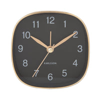 Karlsson（カールソン）は、オランダ発のデザインクロックブランドです。世界中のインテリアファンに愛されるその魅力は、洗練されたミニマルデザインとユニークな個性の融合にあります。シンプルでありながら存在感のあるデザインは、モダンな空間にも北欧風のインテリアにも自然に調和し、リビング、オフィス、カフェなど多様なシーンで活躍します。「時間を美しく飾る」をコンセプトに、Karlssonは毎年新たなデザイナーとのコラボレーションを通じて革新的なコレクションを展開。インテリア時計のトレンドをリードし続けています。高品質な素材と正確なクオーツムーブメントを採用し、見た目だけでなく実用性も兼ね備えたKarlssonの壁掛け時計・置き時計は、贈り物にも最適です。北欧インテリア、デザイン時計、おしゃれな壁掛け時計をお探しの方におすすめのブランドです。