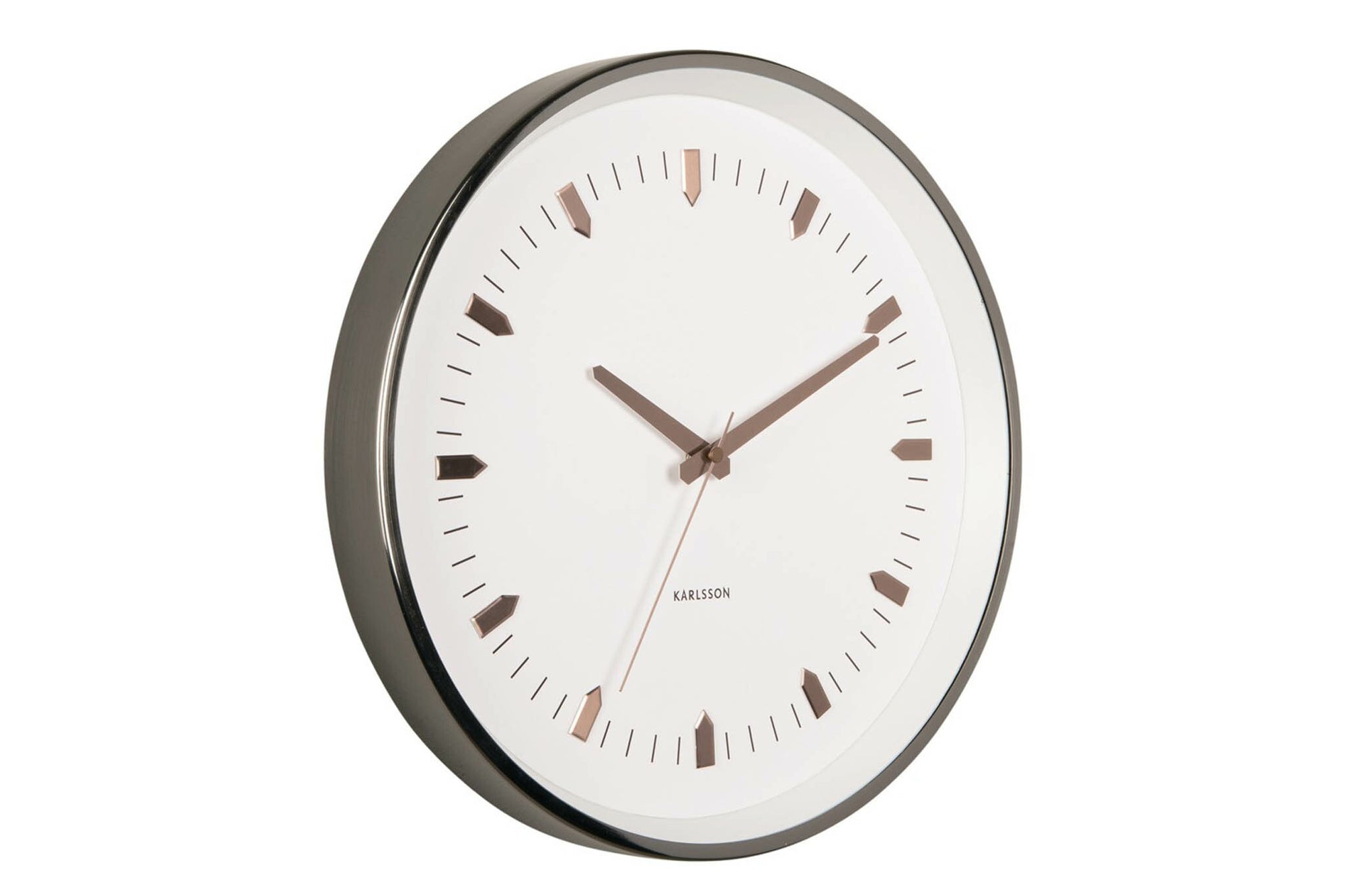 Karlsson（カールソン）は、オランダ発のデザインクロックブランドです。世界中のインテリアファンに愛されるその魅力は、洗練されたミニマルデザインとユニークな個性の融合にあります。シンプルでありながら存在感のあるデザインは、モダンな空間にも北欧風のインテリアにも自然に調和し、リビング、オフィス、カフェなど多様なシーンで活躍します。「時間を美しく飾る」をコンセプトに、Karlssonは毎年新たなデザイナーとのコラボレーションを通じて革新的なコレクションを展開。インテリア時計のトレンドをリードし続けています。高品質な素材と正確なクオーツムーブメントを採用し、見た目だけでなく実用性も兼ね備えたKarlssonの壁掛け時計・置き時計は、贈り物にも最適です。北欧インテリア、デザイン時計、おしゃれな壁掛け時計をお探しの方におすすめのブランドです。
