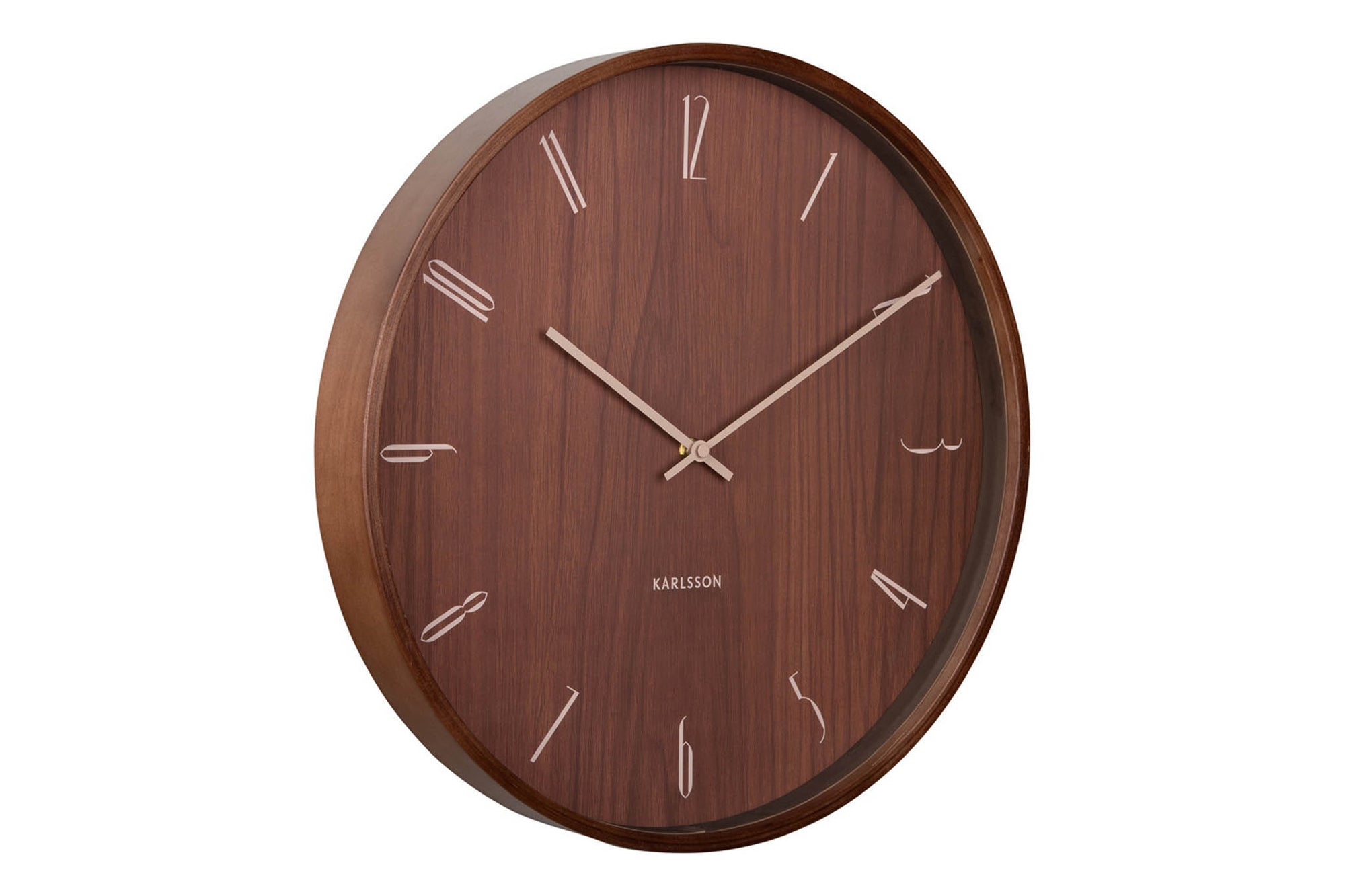 Karlsson（カールソン）は、オランダ発のデザインクロックブランドです。世界中のインテリアファンに愛されるその魅力は、洗練されたミニマルデザインとユニークな個性の融合にあります。シンプルでありながら存在感のあるデザインは、モダンな空間にも北欧風のインテリアにも自然に調和し、リビング、オフィス、カフェなど多様なシーンで活躍します。「時間を美しく飾る」をコンセプトに、Karlssonは毎年新たなデザイナーとのコラボレーションを通じて革新的なコレクションを展開。インテリア時計のトレンドをリードし続けています。高品質な素材と正確なクオーツムーブメントを採用し、見た目だけでなく実用性も兼ね備えたKarlssonの壁掛け時計・置き時計は、贈り物にも最適です。北欧インテリア、デザイン時計、おしゃれな壁掛け時計をお探しの方におすすめのブランドです。