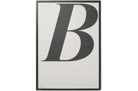 PLAYTYPEはデンマークにあるデザイン会社e-Typesによって設立された世界初の『フォント専門ブランド』。それはただのフォントではありません。歴史やコンテキストが感じられるフォントです。例えば、Berlingskeシリーズのポスターは、1749年に設立され、現在も存在しているデンマーク最古の新聞社『BerlingskeTidende』の為にデザインされたフォントが使用されています。シンプルながらも奥が深いフォントの世界を体験してみましょう。