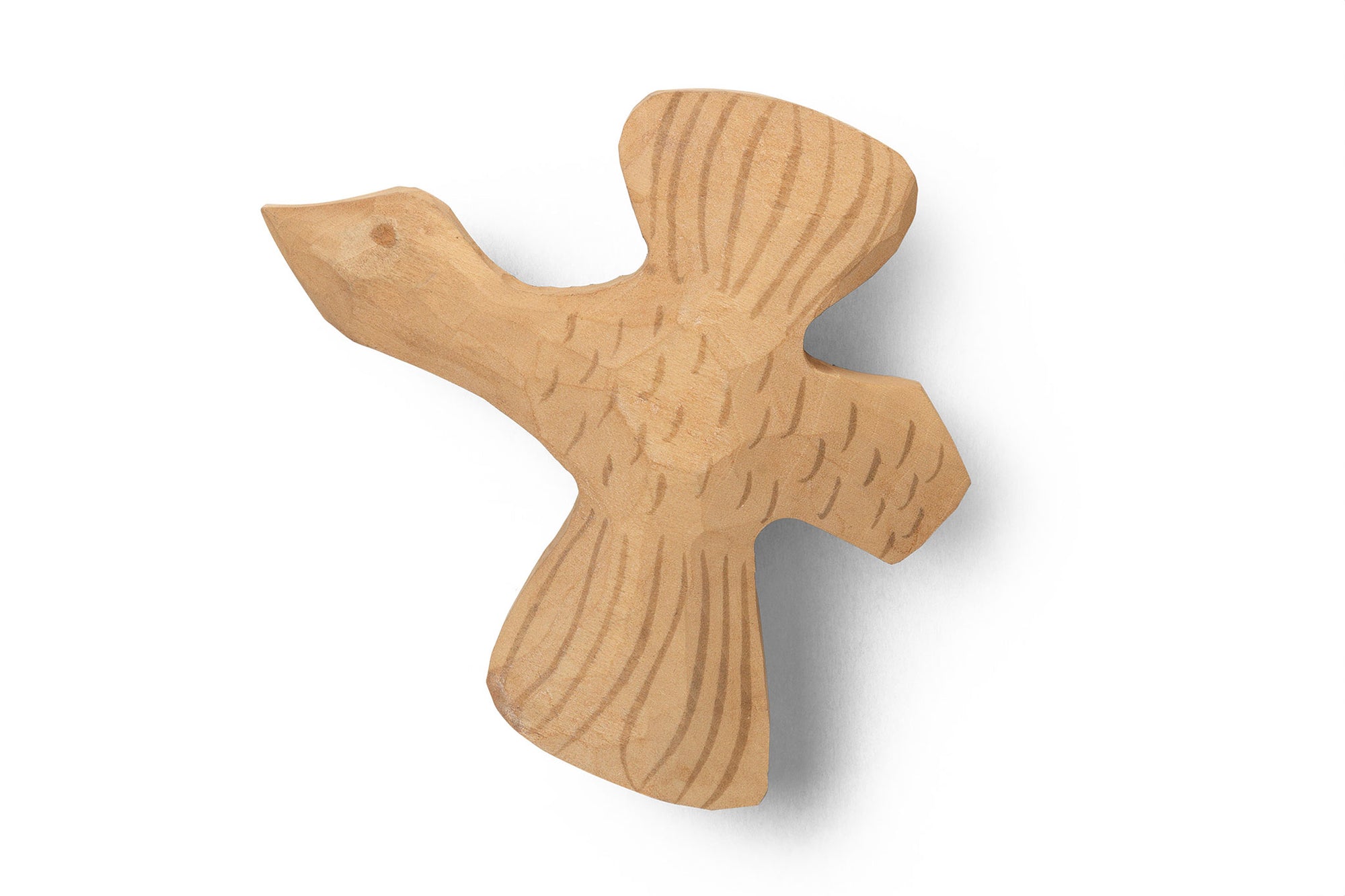 ファームリビングは、人生の対比を意識しながら、期待と夢の中で意味や快適さを追い求め、真の価値を感じる場所と自分らしさを実現できる空間を提供することを目指しています。デザインへの情熱と責任ある選択へのコミットメントから生まれた、誠実で心地よい製品や環境づくりを大切にしています。デンマーク・コペンハーゲンを拠点に、世界中の職人と協力し、スカンジナビアの考え方と世界の技術や伝統を融合させた製品を提供しています。柔らかなフォルム、豊かなテクスチャー、そして驚きのあるディテールで構成され、洗練された雰囲気の中にも意外性を感じさせるアイテムを揃えています。素材や製造過程から配送に至るまで、持続可能な未来を形作るために挑戦を続け、より責任ある選択をしやすくしています。ファームリビングは家具、アクセサリー、照明を通じ、あなた自身が心地よく感じる空間を作り出すお手伝いをします。