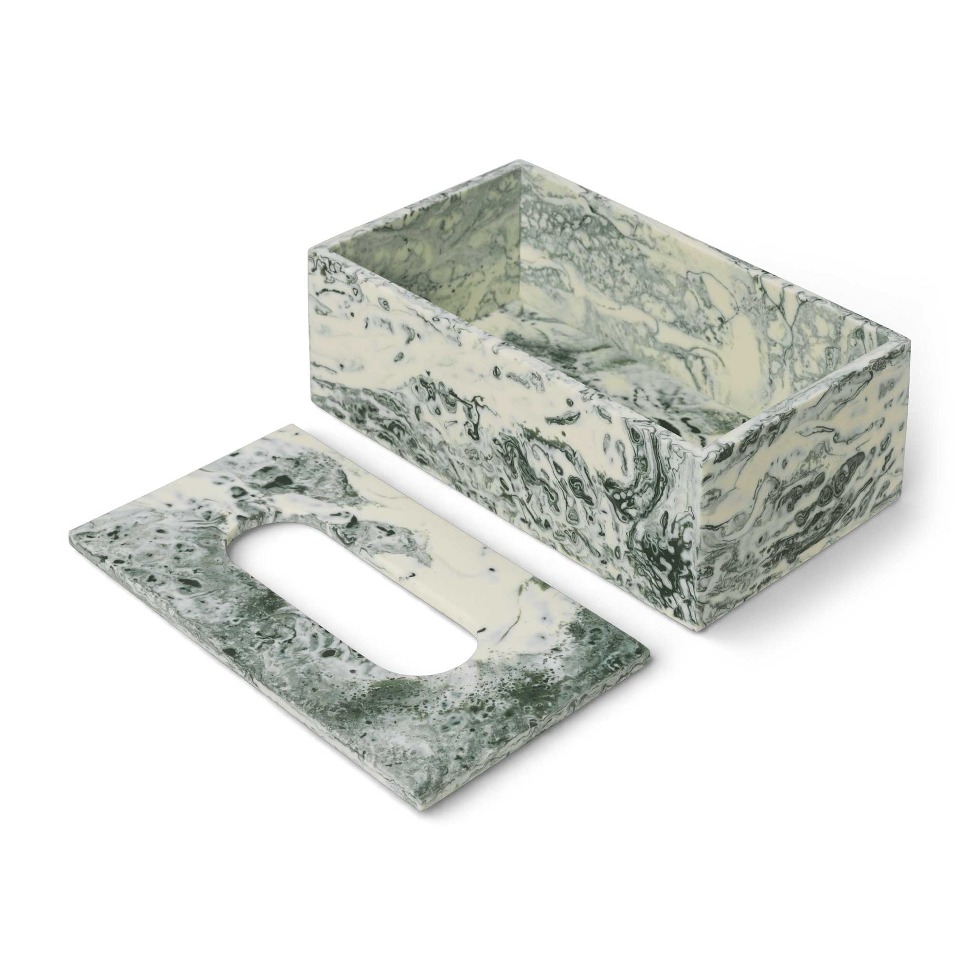 Ferm Living（ファームリビング）は、人生の対比を意識しながら、期待や夢の中で快適さと意味を追い求め、真の価値を感じられる空間を提供することを目指しています。デザインへの情熱と、環境や社会に配慮した責任ある選択を大切にし、誠実で心地よい製品や環境づくりに取り組んでいます。デンマーク・コペンハーゲンを拠点に、世界中の職人と協働し、スカンジナビアの思想と世界の技術・伝統を融合。柔らかなフォルムや豊かなテクスチャー、意外性のあるディテールを特徴とするコレクションは、洗練された美しさの中にも驚きと温かみをもたらします。素材選びから製造、配送まで持続可能性を意識し、より良い未来へ向けた選択を後押しします。家具、アクセサリー、照明を通じて、あなたらしく心地よい空間づくりをサポートします。