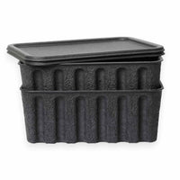 Ferm Living（ファームリビング）は、人生の対比を意識しながら、期待や夢の中で快適さと意味を追い求め、真の価値を感じられる空間を提供することを目指しています。デザインへの情熱と、環境や社会に配慮した責任ある選択を大切にし、誠実で心地よい製品や環境づくりに取り組んでいます。デンマーク・コペンハーゲンを拠点に、世界中の職人と協働し、スカンジナビアの思想と世界の技術・伝統を融合。柔らかなフォルムや豊かなテクスチャー、意外性のあるディテールを特徴とするコレクションは、洗練された美しさの中にも驚きと温かみをもたらします。素材選びから製造、配送まで持続可能性を意識し、より良い未来へ向けた選択を後押しします。家具、アクセサリー、照明を通じて、あなたらしく心地よい空間づくりをサポートします。