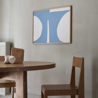 Atelier Cph（アトリエ・シーピーエイチ）は、デンマーク・コペンハーゲンを拠点とするデザインスタジオ兼アートブランドです。ミニマルで構築的なビジュアルを特徴とし、抽象アートやコラージュを中心としたアートポスターを多数手がけています。北欧デザインらしい洗練された感性とバランスの取れた構成美が魅力で、リビング、寝室、書斎、オフィスなど、あらゆる空間に調和と静けさをもたらします。幾何学的なモチーフを用いたアートは、ギャラリーウォールやモダンインテリアのアクセントにも最適。高品質な紙と印刷による仕上がりで、インテリアとしての完成度も高く評価されています。北欧アートポスター、現代アート、ミニマルデザイン、韓国インテリアなど、幅広いスタイルにマッチするスタイリッシュなアートを探している方におすすめです。