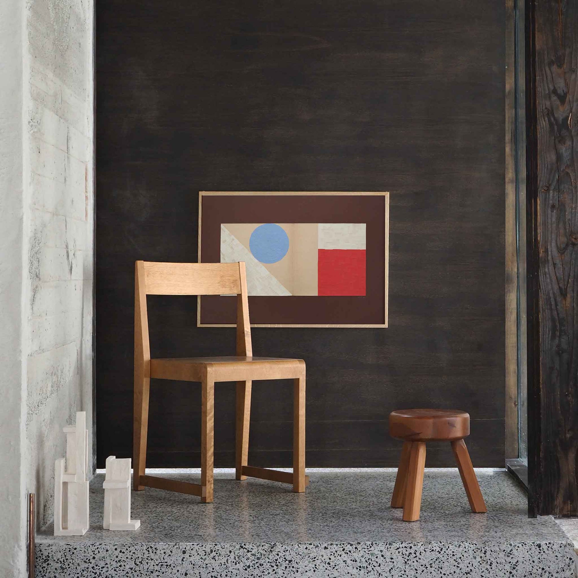 Atelier Cph（アトリエ・シーピーエイチ）は、デンマーク・コペンハーゲンを拠点とするデザインスタジオ兼アートブランドです。ミニマルで構築的なビジュアルを特徴とし、抽象アートやコラージュを中心としたアートポスターを多数手がけています。北欧デザインらしい洗練された感性とバランスの取れた構成美が魅力で、リビング、寝室、書斎、オフィスなど、あらゆる空間に調和と静けさをもたらします。幾何学的なモチーフを用いたアートは、ギャラリーウォールやモダンインテリアのアクセントにも最適。高品質な紙と印刷による仕上がりで、インテリアとしての完成度も高く評価されています。北欧アートポスター、現代アート、ミニマルデザイン、韓国インテリアなど、幅広いスタイルにマッチするスタイリッシュなアートを探している方におすすめです。