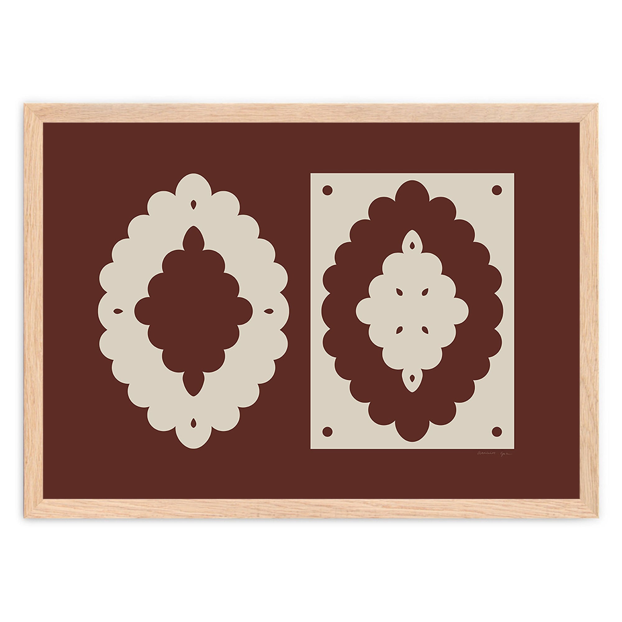 Atelier Cph（アトリエ・シーピーエイチ）は、デンマーク・コペンハーゲンを拠点とするデザインスタジオ兼アートブランドです。ミニマルで構築的なビジュアルを特徴とし、抽象アートやコラージュを中心としたアートポスターを多数手がけています。北欧デザインらしい洗練された感性とバランスの取れた構成美が魅力で、リビング、寝室、書斎、オフィスなど、あらゆる空間に調和と静けさをもたらします。幾何学的なモチーフを用いたアートは、ギャラリーウォールやモダンインテリアのアクセントにも最適。高品質な紙と印刷による仕上がりで、インテリアとしての完成度も高く評価されています。北欧アートポスター、現代アート、ミニマルデザイン、韓国インテリアなど、幅広いスタイルにマッチするスタイリッシュなアートを探している方におすすめです。