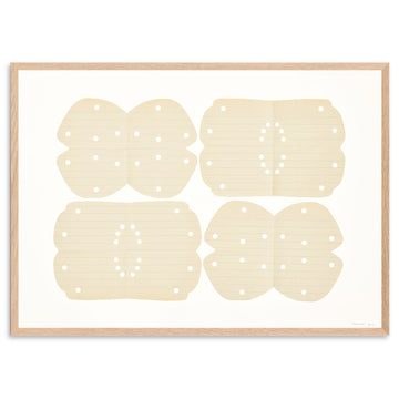 Atelier Cph（アトリエ・シーピーエイチ）は、デンマーク・コペンハーゲンを拠点とするデザインスタジオ兼アートブランドです。ミニマルで構築的なビジュアルを特徴とし、抽象アートやコラージュを中心としたアートポスターを多数手がけています。北欧デザインらしい洗練された感性とバランスの取れた構成美が魅力で、リビング、寝室、書斎、オフィスなど、あらゆる空間に調和と静けさをもたらします。幾何学的なモチーフを用いたアートは、ギャラリーウォールやモダンインテリアのアクセントにも最適。高品質な紙と印刷による仕上がりで、インテリアとしての完成度も高く評価されています。北欧アートポスター、現代アート、ミニマルデザイン、韓国インテリアなど、幅広いスタイルにマッチするスタイリッシュなアートを探している方におすすめです。