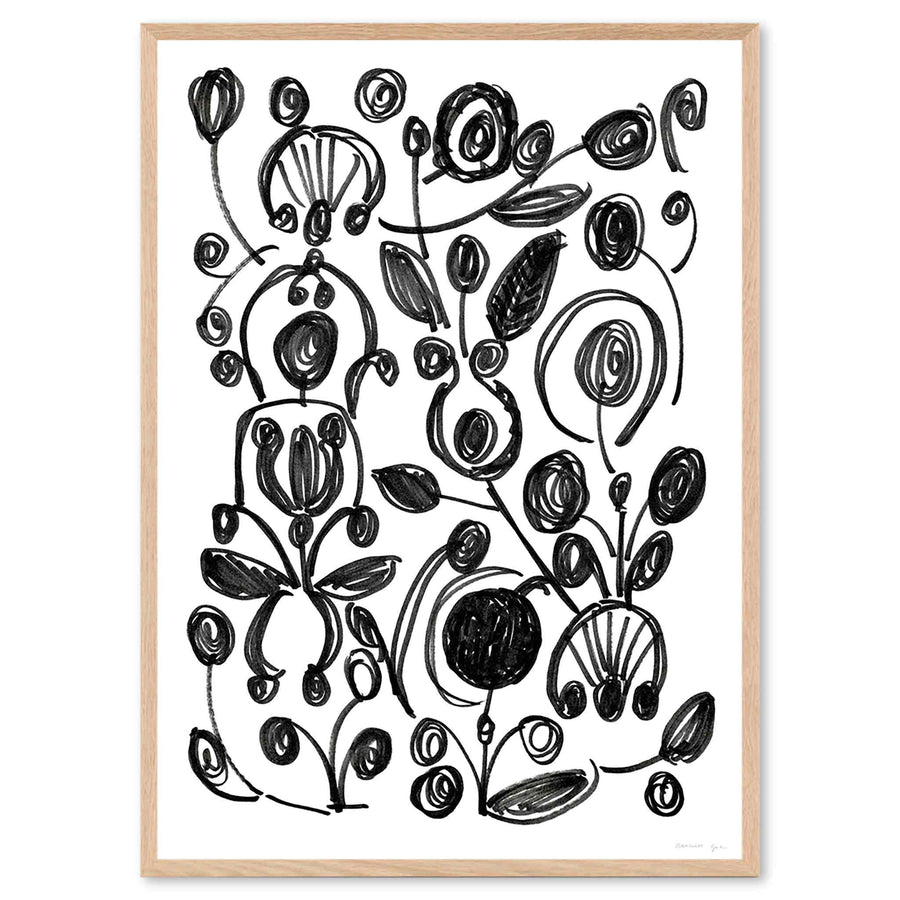 Atelier Cph（アトリエ・シーピーエイチ）は、デンマーク・コペンハーゲンを拠点とするデザインスタジオ兼アートブランドです。ミニマルで構築的なビジュアルを特徴とし、抽象アートやコラージュを中心としたアートポスターを多数手がけています。北欧デザインらしい洗練された感性とバランスの取れた構成美が魅力で、リビング、寝室、書斎、オフィスなど、あらゆる空間に調和と静けさをもたらします。幾何学的なモチーフを用いたアートは、ギャラリーウォールやモダンインテリアのアクセントにも最適。高品質な紙と印刷による仕上がりで、インテリアとしての完成度も高く評価されています。北欧アートポスター、現代アート、ミニマルデザイン、韓国インテリアなど、幅広いスタイルにマッチするスタイリッシュなアートを探している方におすすめです。