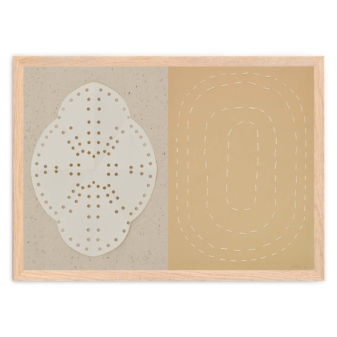 Atelier Cph（アトリエ・シーピーエイチ）は、デンマーク・コペンハーゲンを拠点とするデザインスタジオ兼アートブランドです。ミニマルで構築的なビジュアルを特徴とし、抽象アートやコラージュを中心としたアートポスターを多数手がけています。北欧デザインらしい洗練された感性とバランスの取れた構成美が魅力で、リビング、寝室、書斎、オフィスなど、あらゆる空間に調和と静けさをもたらします。幾何学的なモチーフを用いたアートは、ギャラリーウォールやモダンインテリアのアクセントにも最適。高品質な紙と印刷による仕上がりで、インテリアとしての完成度も高く評価されています。北欧アートポスター、現代アート、ミニマルデザイン、韓国インテリアなど、幅広いスタイルにマッチするスタイリッシュなアートを探している方におすすめです。