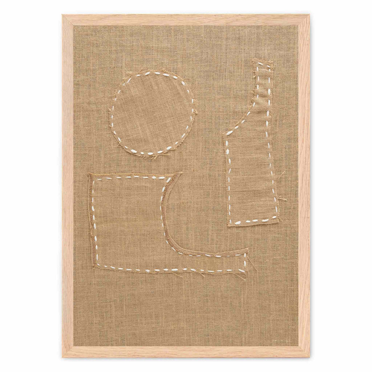 Atelier Cph（アトリエ・シーピーエイチ）は、デンマーク・コペンハーゲンを拠点とするデザインスタジオ兼アートブランドです。ミニマルで構築的なビジュアルを特徴とし、抽象アートやコラージュを中心としたアートポスターを多数手がけています。北欧デザインらしい洗練された感性とバランスの取れた構成美が魅力で、リビング、寝室、書斎、オフィスなど、あらゆる空間に調和と静けさをもたらします。幾何学的なモチーフを用いたアートは、ギャラリーウォールやモダンインテリアのアクセントにも最適。高品質な紙と印刷による仕上がりで、インテリアとしての完成度も高く評価されています。北欧アートポスター、現代アート、ミニマルデザイン、韓国インテリアなど、幅広いスタイルにマッチするスタイリッシュなアートを探している方におすすめです。