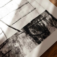 Atelier Cph（アトリエ・シーピーエイチ）は、デンマーク・コペンハーゲンを拠点とするデザインスタジオ兼アートブランドです。ミニマルで構築的なビジュアルを特徴とし、抽象アートやコラージュを中心としたアートポスターを多数手がけています。北欧デザインらしい洗練された感性とバランスの取れた構成美が魅力で、リビング、寝室、書斎、オフィスなど、あらゆる空間に調和と静けさをもたらします。幾何学的なモチーフを用いたアートは、ギャラリーウォールやモダンインテリアのアクセントにも最適。高品質な紙と印刷による仕上がりで、インテリアとしての完成度も高く評価されています。北欧アートポスター、現代アート、ミニマルデザイン、韓国インテリアなど、幅広いスタイルにマッチするスタイリッシュなアートを探している方におすすめです。