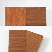 デンマークのHorsens Mobelfabrik社によるディスプレイシェルフは、温かみあるチーク材を使用した端正な佇まいが魅力の一台です。上段には可動棚が4枚備わっており、書籍やオブジェなどのディスプレイに最適です。下段は観音開きの収納扉付きで、見せる収納と隠す収納を両立。すっきりとした脚部構造と洗練された金属取手がアクセントとなり、北欧らしい実用性と美しさを兼ね備えたビンテージ家具です。