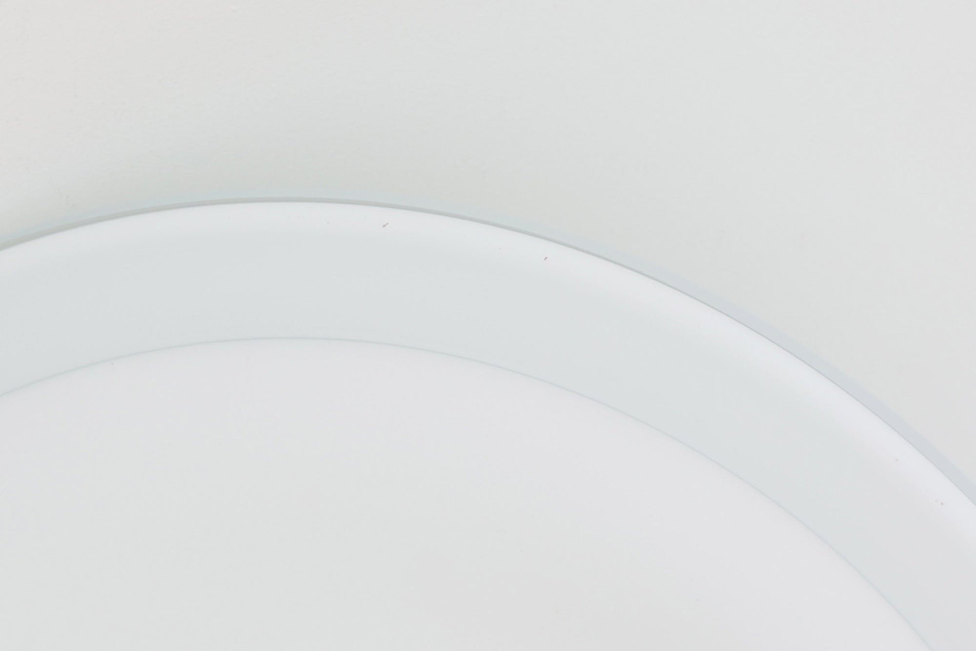 北欧より買い付けた、Holmgaard社製(現Royal Copenhagen)ビンテージランプです。「Tivoli」シリーズです。大型ですがドーム型で優しい印象です。