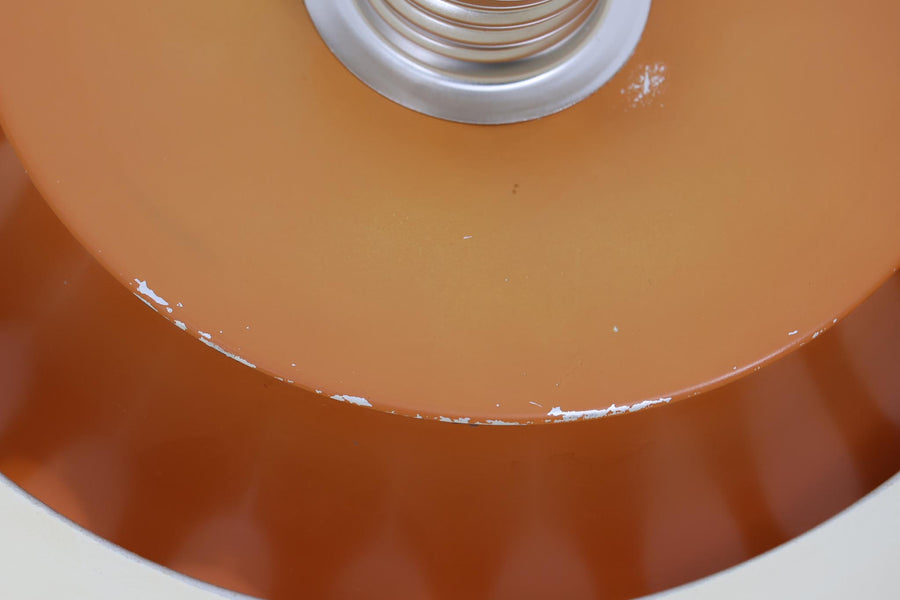 スウェーデンより買い付けました。メタルとプラスチックカバーの組み合わせはCarl Thoreならではのデザインです。