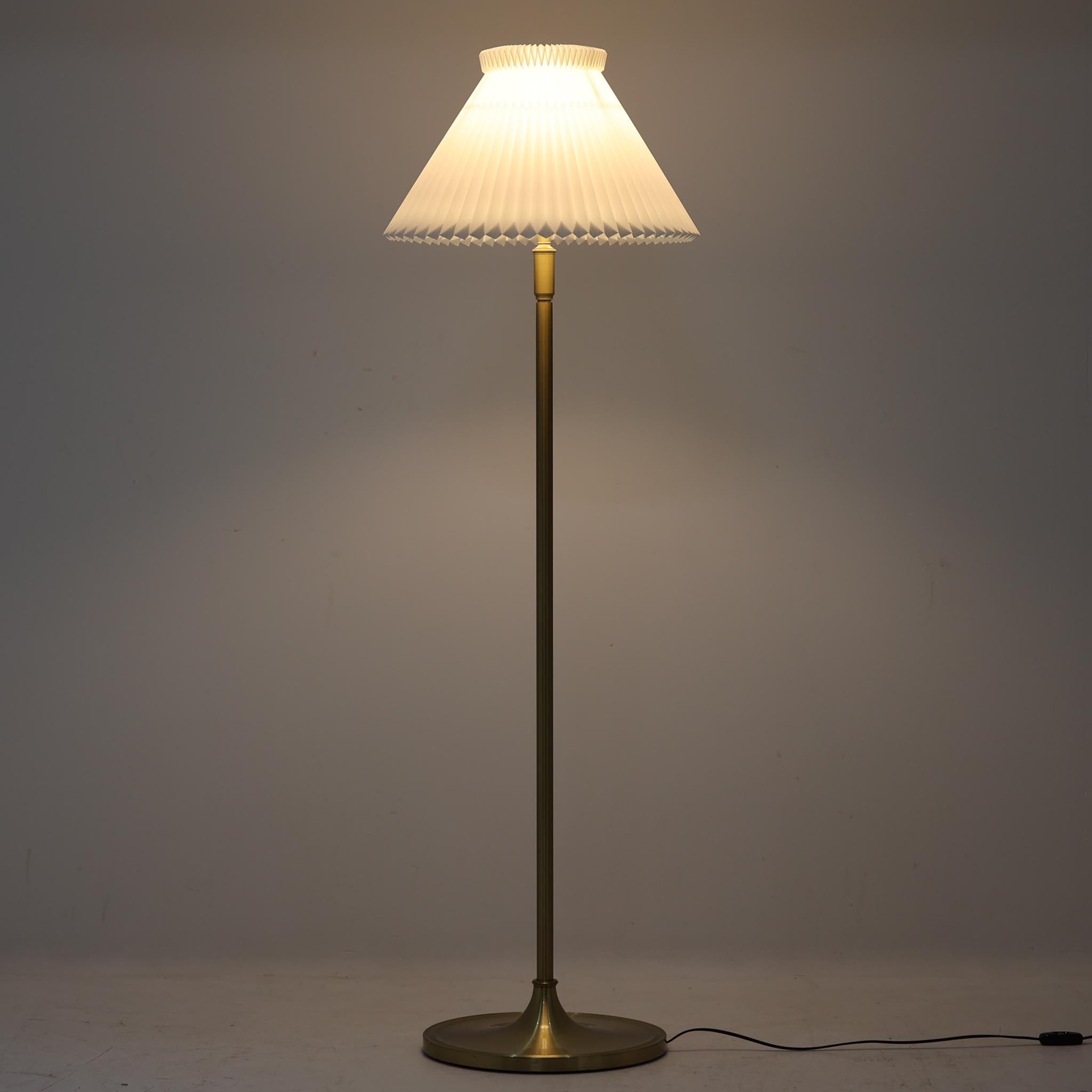 Aage Petersen フロアランプ Model 339 真鍮 高さ132～178cm Le Klint