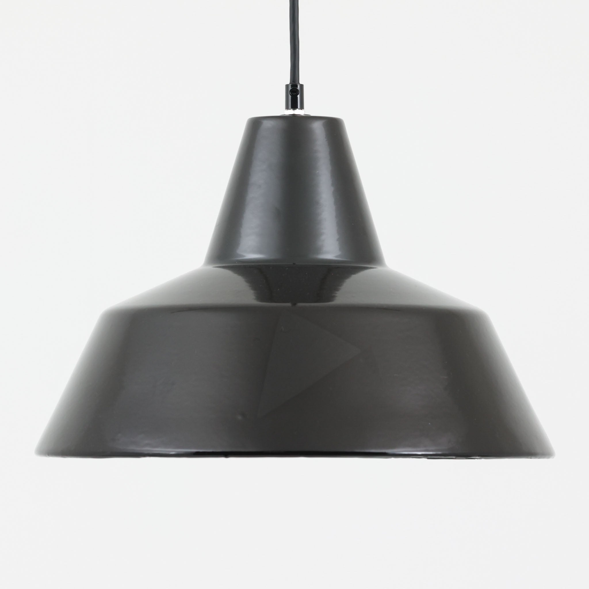 ルイス・ポールセン／The work shop lamp ブラック① Louis Poulsen(ルイスポールセン) The work shop lamp 直径35cm