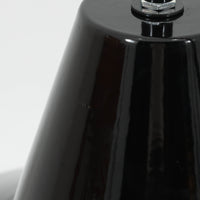 「The work shop lamp」です。Louis Poulsen社の定番ランプ。復刻品はアルミ製ですが、こちらはビンテージ品ならではの琺瑯＆エナメルモデル。艶感が魅力的です。