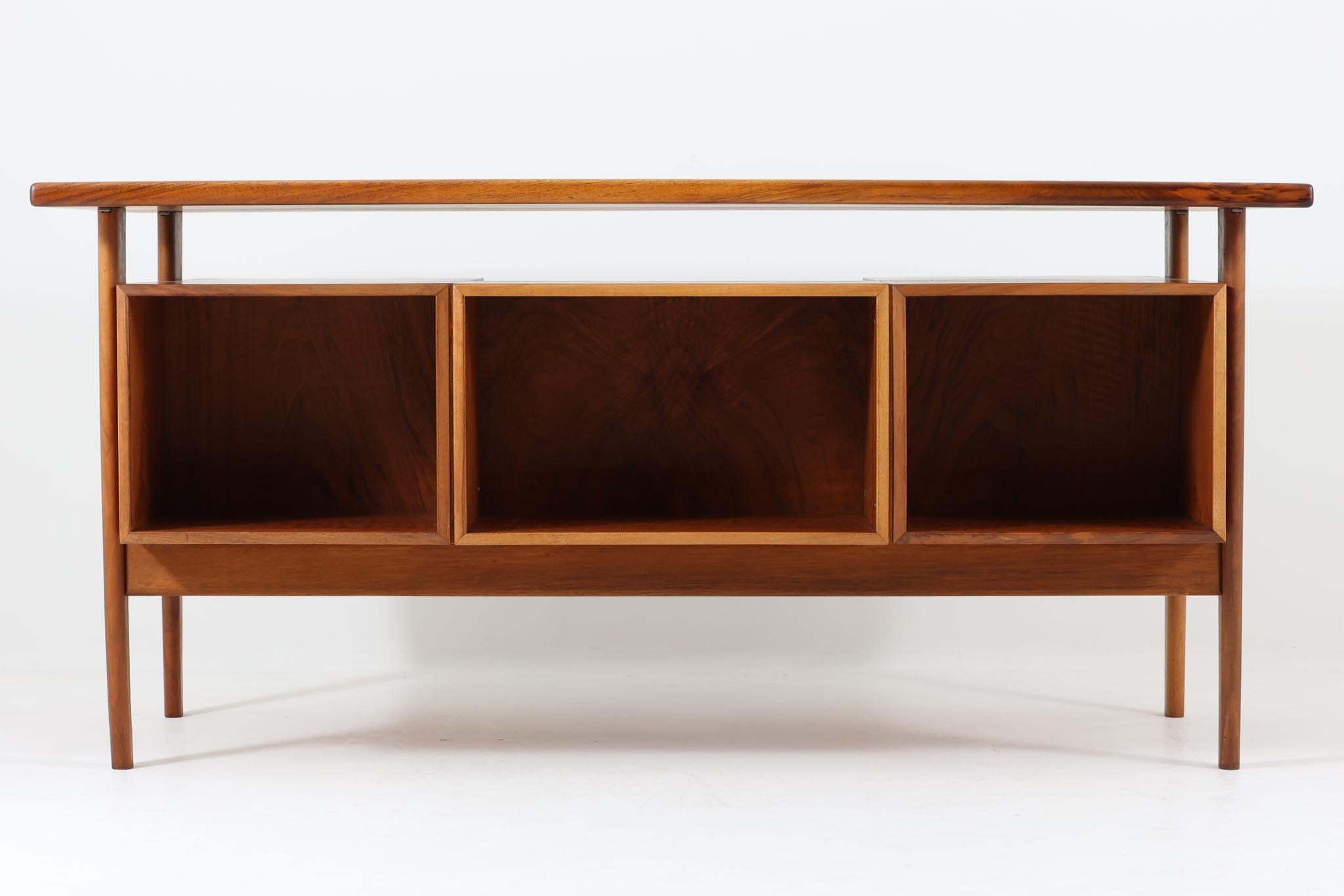 Kai Kristiansen(カイ・クリスチャンセン) 両袖デスク ウォールナット