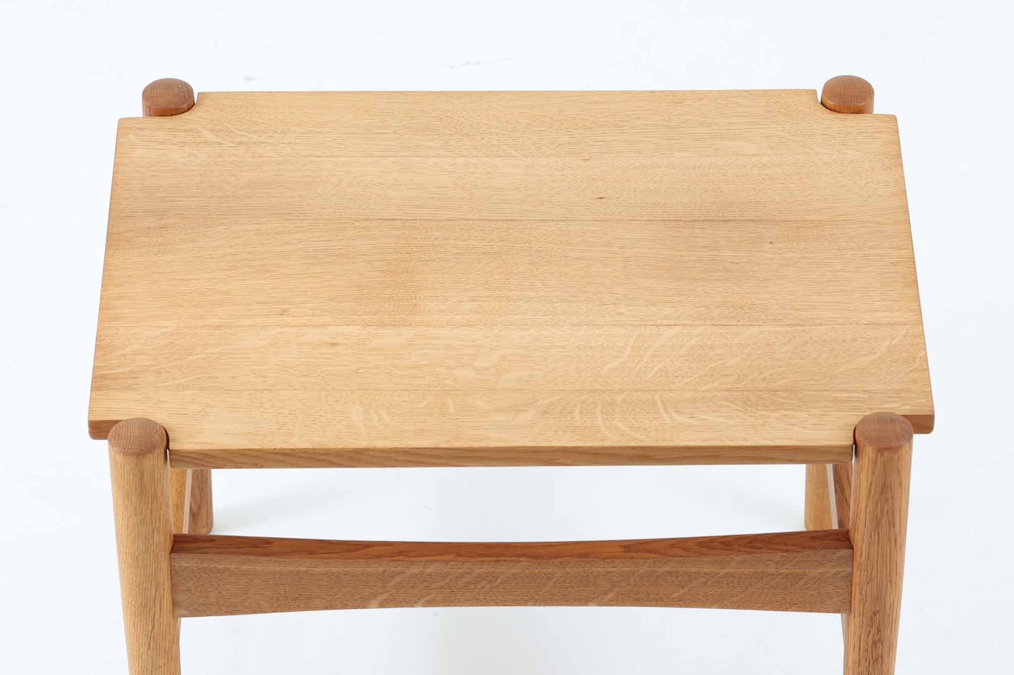 Hans J.Wegner（ハンス・J・ウェグナー） AT50 サイドテーブル オーク