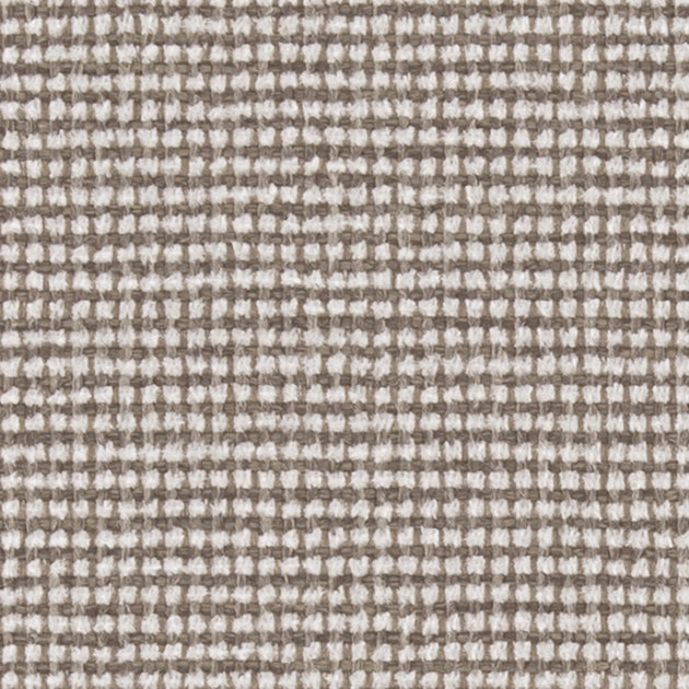 Borge mogensenによるモデル122チェアは、大きな背もたれが特徴的なデザインです。チーク材とオーク材の組み合わせが美しい作品です。