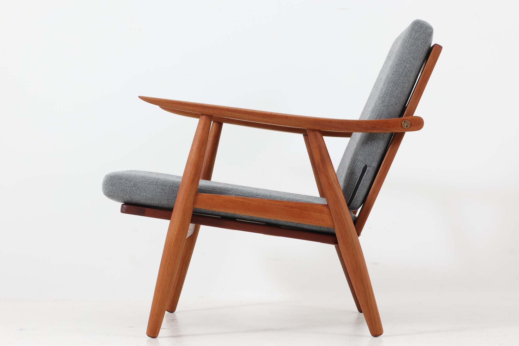 Hans J.Wegner（ハンス・J・ウェグナー） GE270 シングルソファ チーク