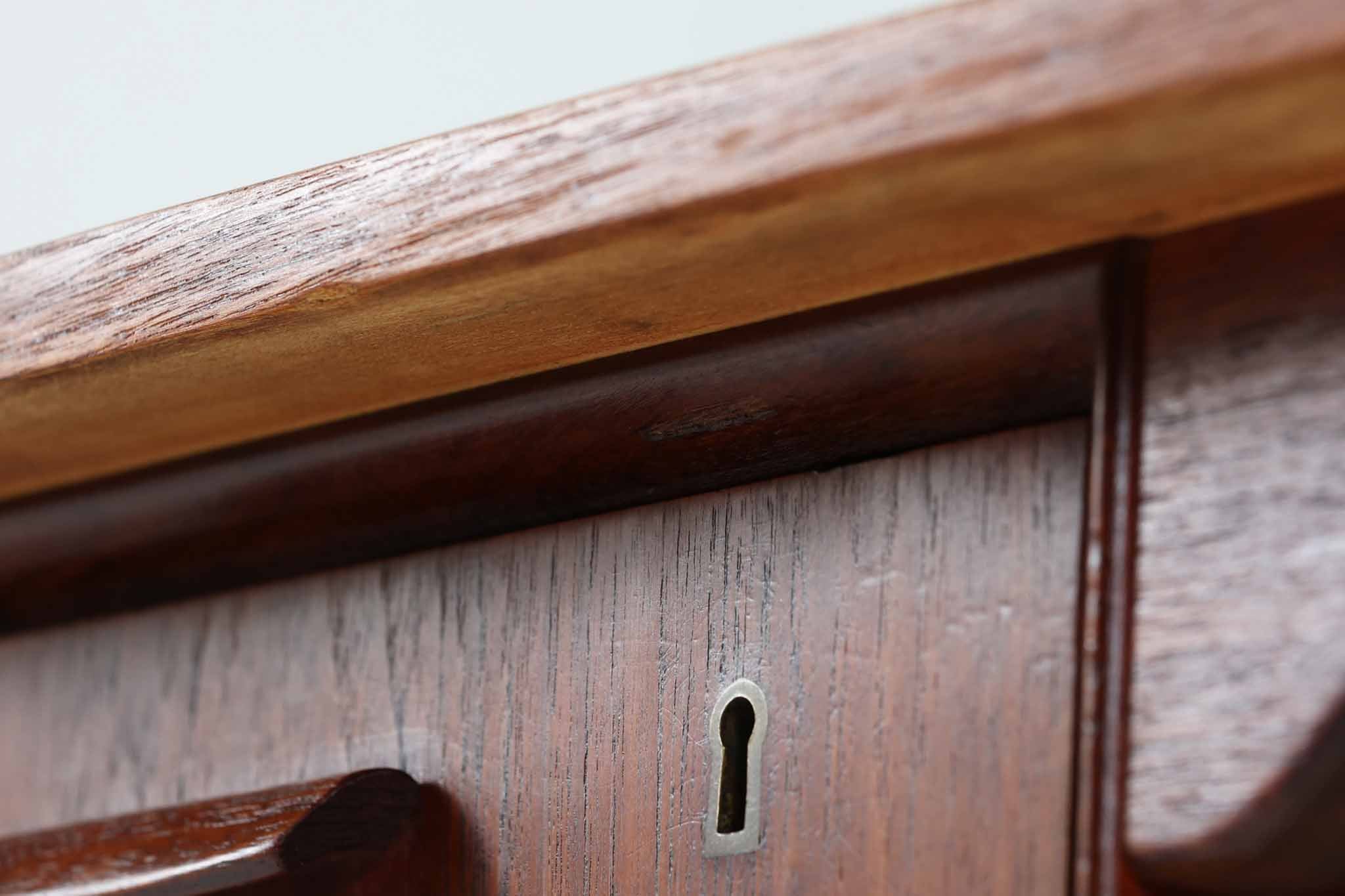 キドニーデスク チーク材 北欧家具ビンテージ – CHLOROS