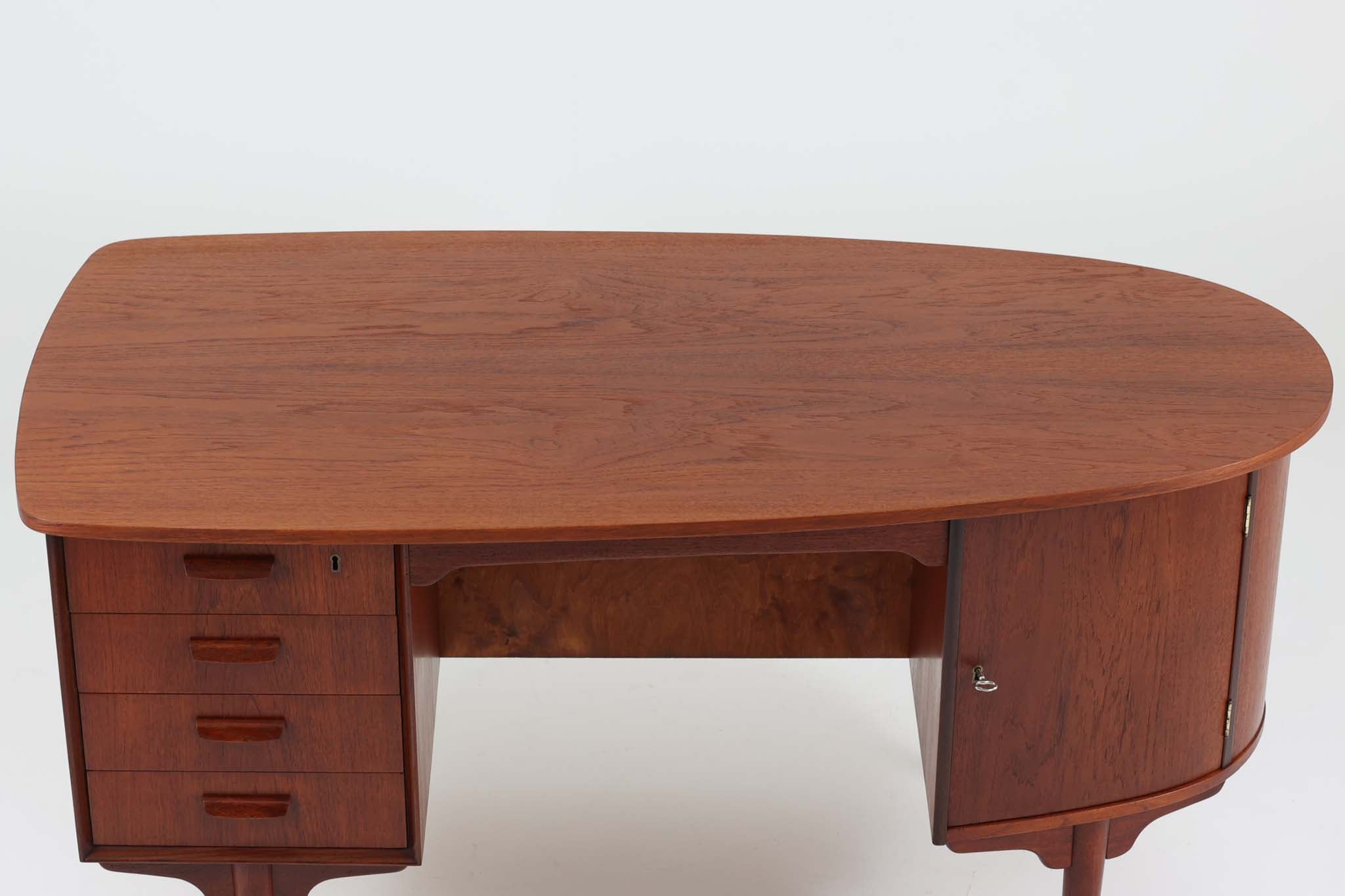 キドニーデスク チーク材 北欧家具ビンテージ – CHLOROS