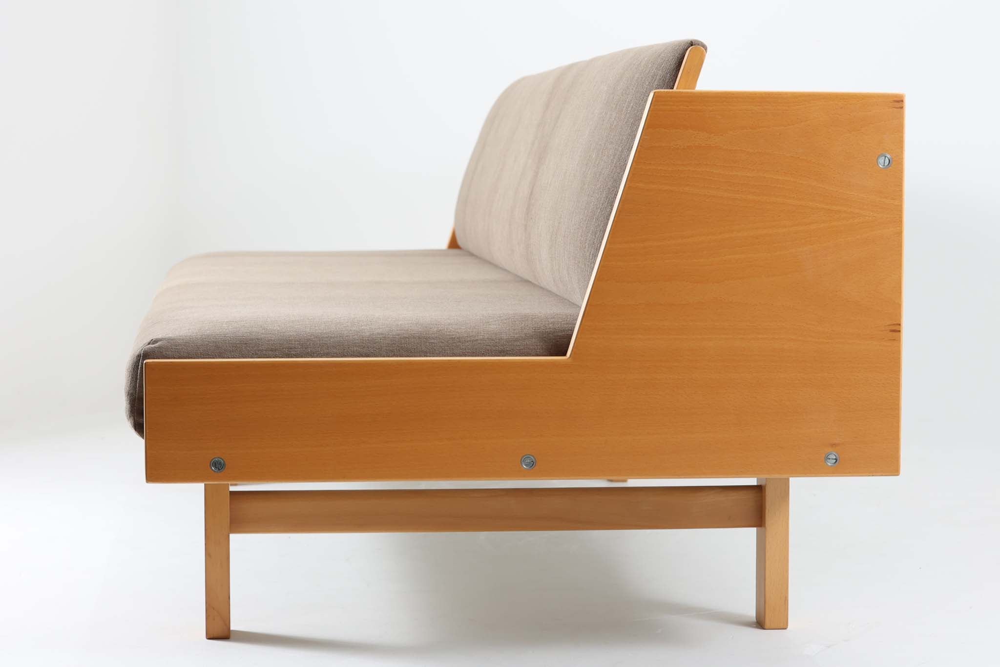 Hans J.Wegner(ハンス・J・ウェグナー) GE258 デイベッド ビーチ材