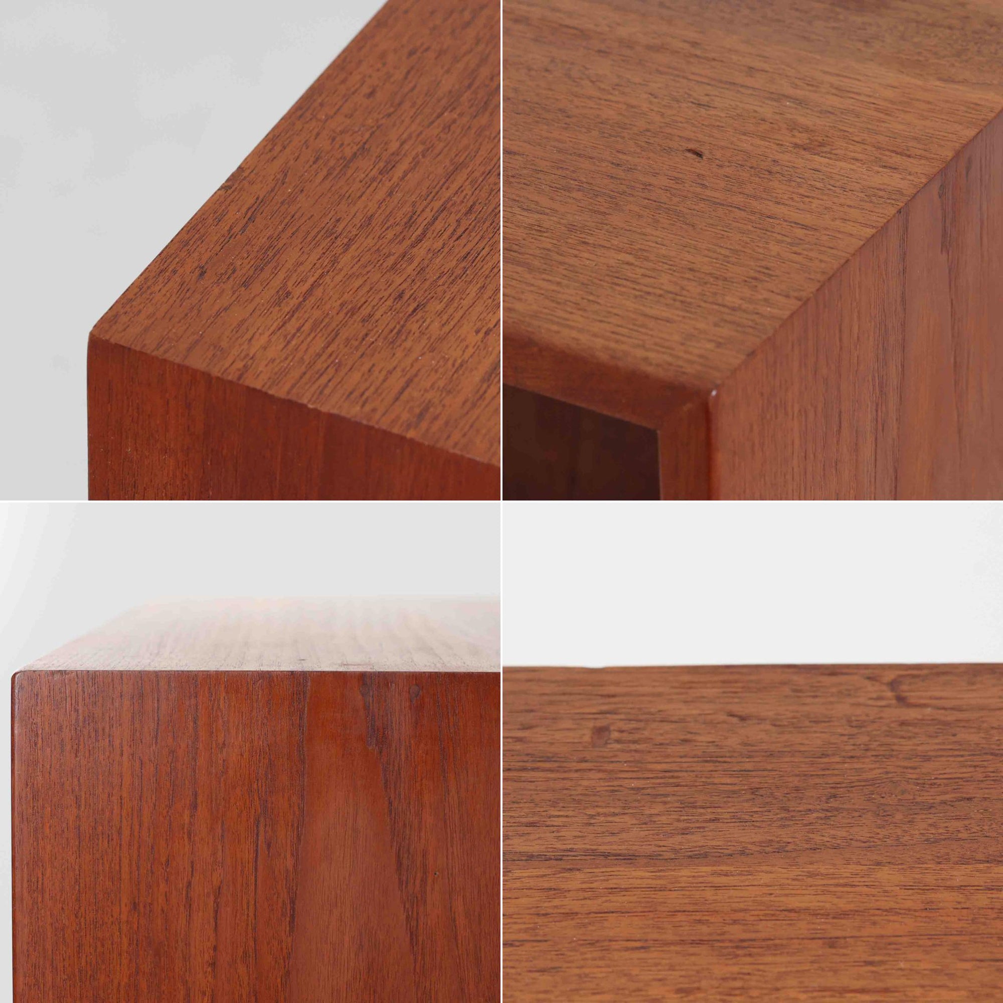 Hans J. Wegnerがデザインし、Ry Mobler社より製造されたこちらのディスプレイシェルフは、チーク材の上質な素材使いと真鍮パーツのディテールが際立つ北欧ビンテージ家具です。シンプルな直線的フォルムの中に、扉付き収納、ドロップダウン式のビューロスペース、小引き出しや仕切り棚など機能的な構造が備わっており、書斎でのデスク兼収納やリビングの飾り棚として多用途に活躍します。年月を経て深みを増した木肌が空間に落ち着いた存在感を与える逸品です。