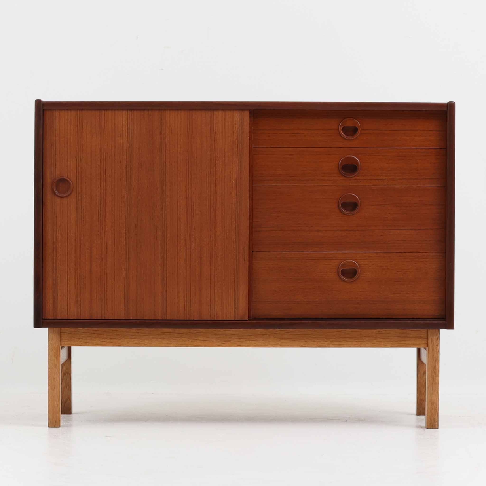 北欧ビンテージ家具ボード・キャビネット | 収納とデザインが融合した