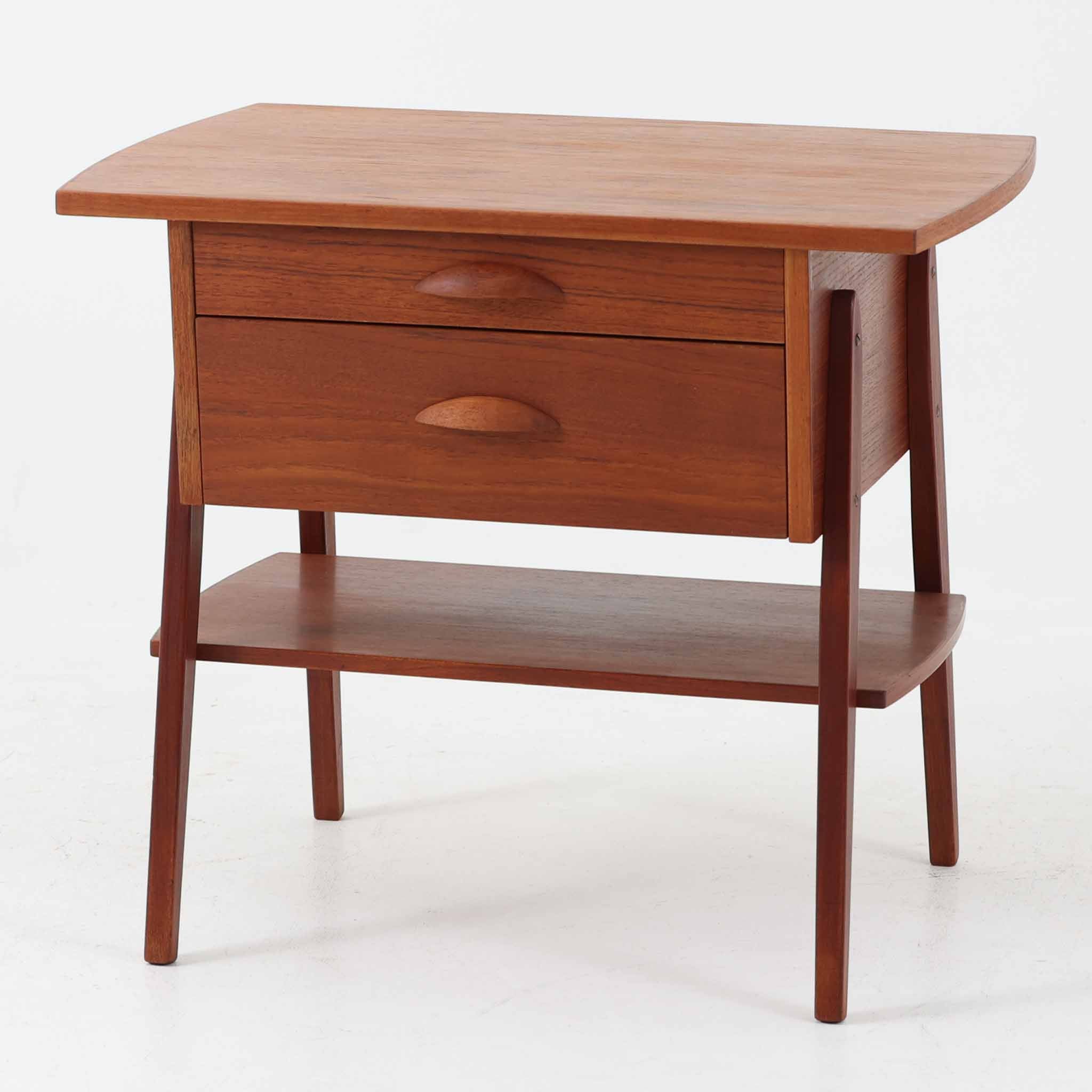 2段チェスト チーク 幅64cm デンマーク製 北欧ビンテージ家具 – CHLOROS