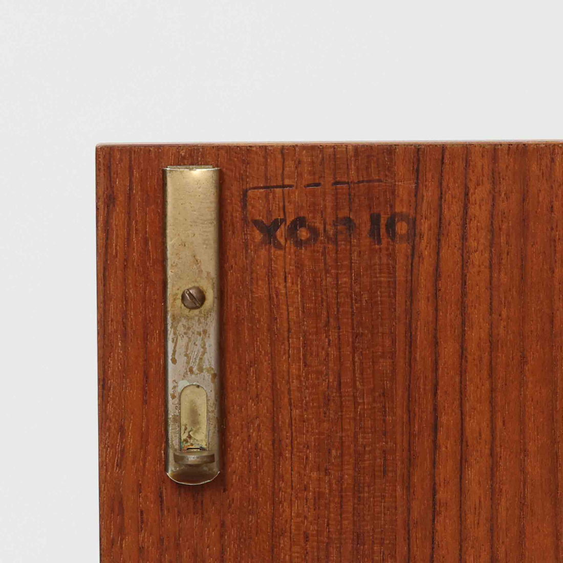 北欧ヴィンテージ　スウェーデン製　シェルフ　チーク 楽天市場】スウェーデン製 シェルフ/飾り棚 チーク×ビーチ材