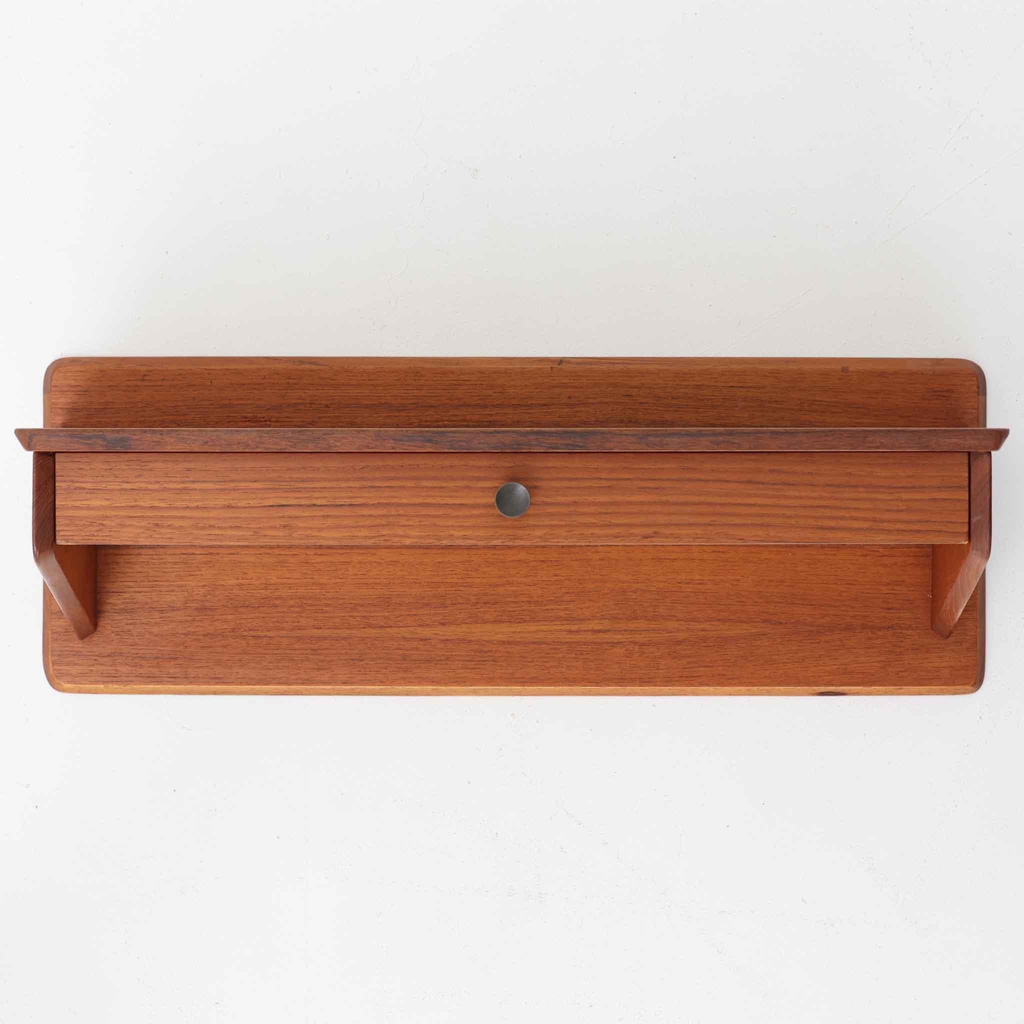 北欧ビンテージ アクセサリー ウォールシェルフ | スタイリッシュな