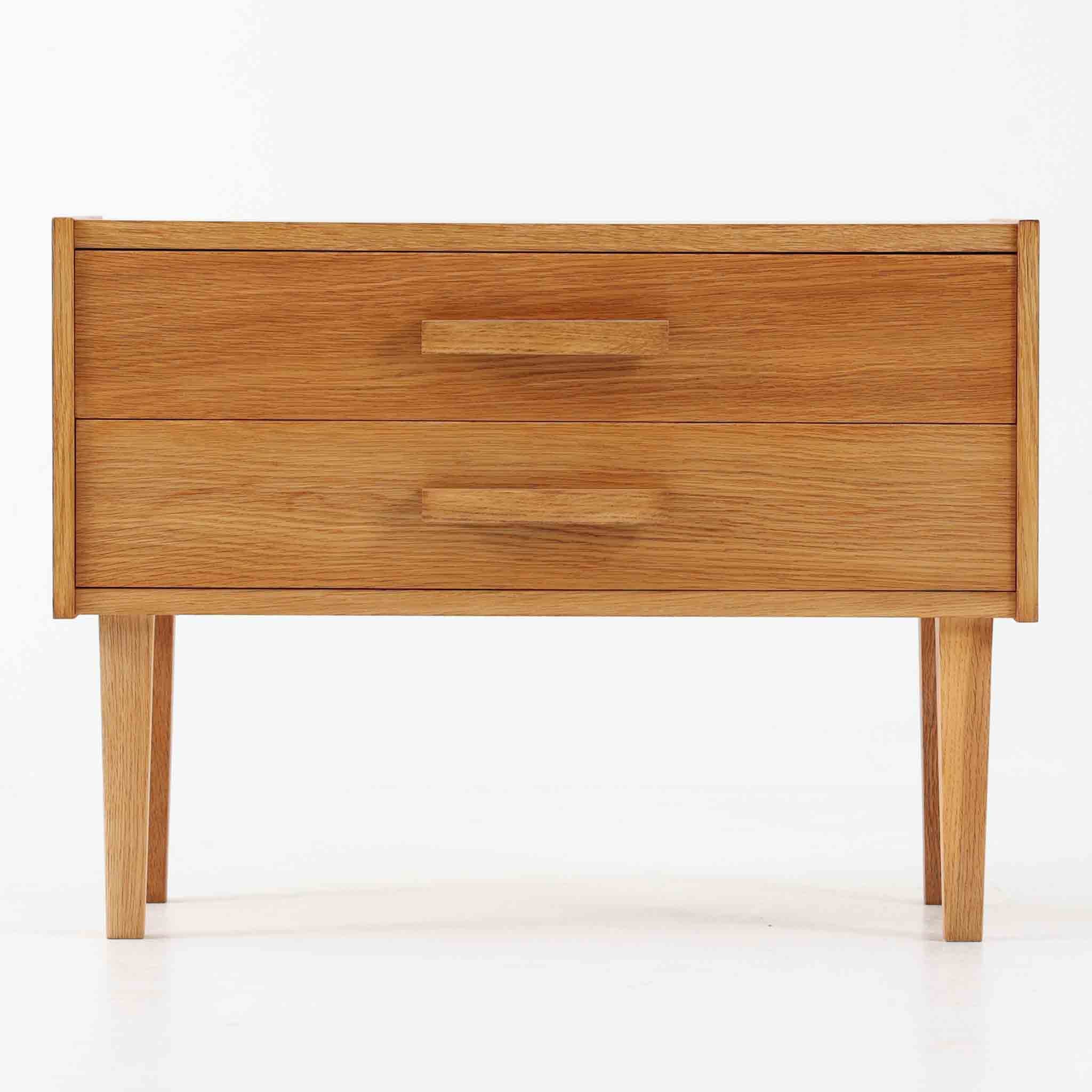 北欧ビンテージ家具チェスト | 収納力とデザイン性を兼ね備えた