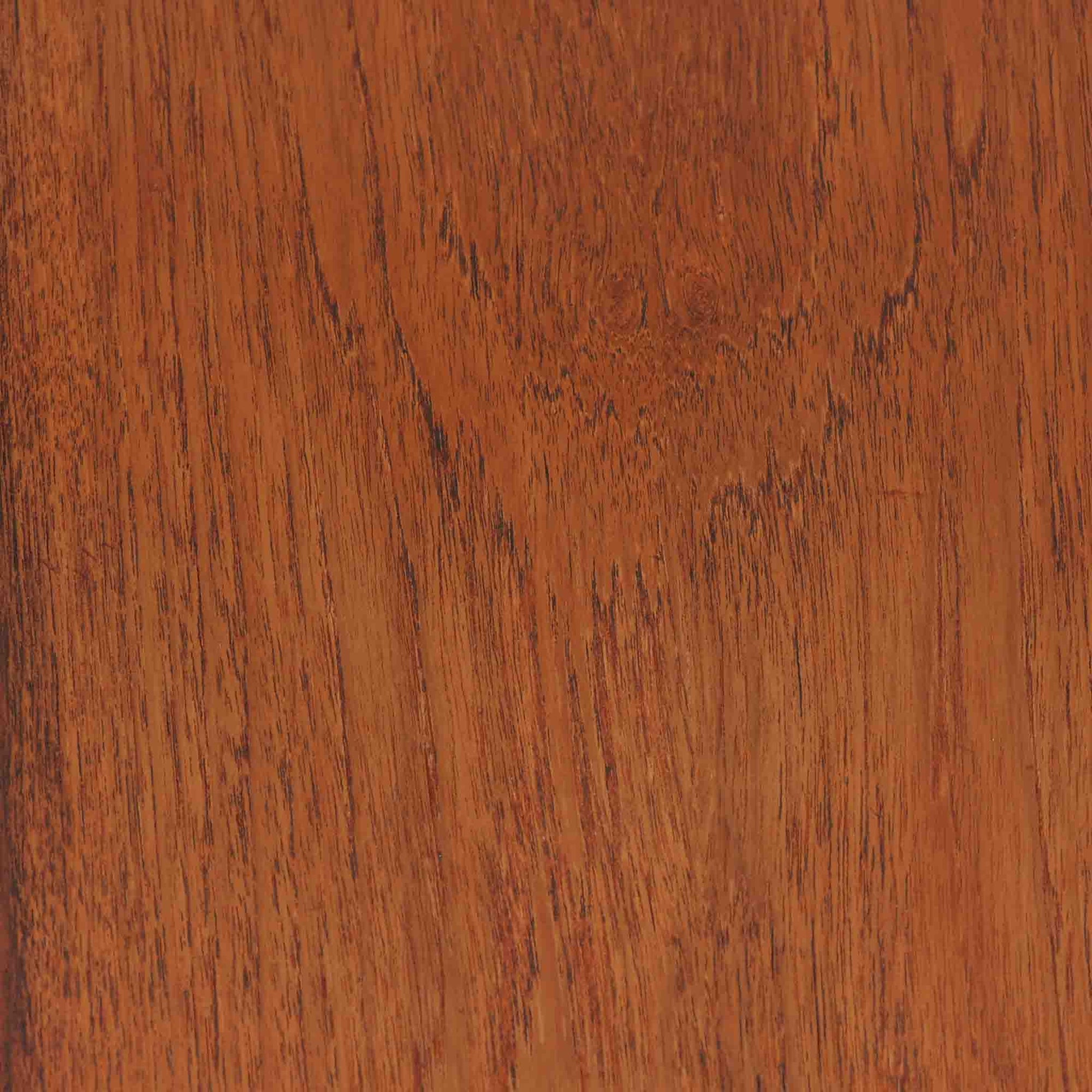 Hans J. Wegnerがデザインし、Fritz Hansen社より発表されたFH4103チェアは、三角形に近い座面と滑らかな曲線を描く笠木が特徴の北欧ビンテージ家具です。フレームには堅牢なオーク材、座面には温かみあるチーク材を組み合わせ、素材のコントラストが美しいバランスを生み出しています。彫刻的なフォルムながら軽やかで実用的な構造は、ダイニングチェアとしてはもちろん、空間のアクセントピースとしても存在感を放ちます。経年による木肌の深い風合いが、ビンテージならではの魅力を引き立てています。