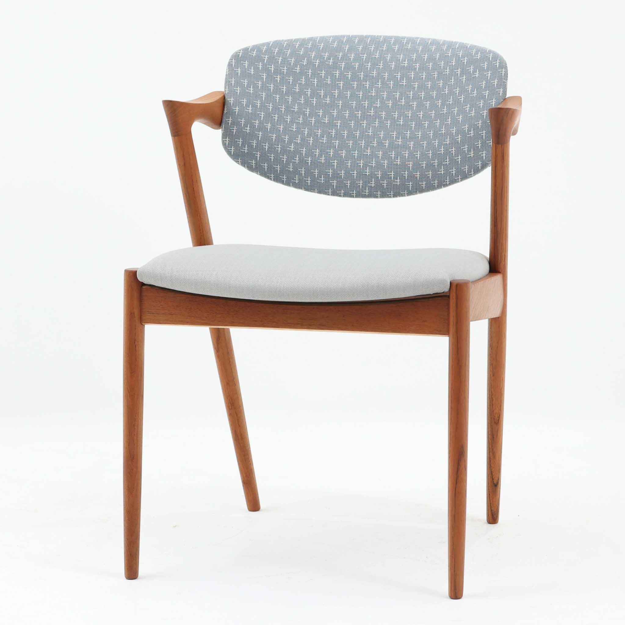 北欧ビンテージ家具チェア・スツール | 快適な座り心地と