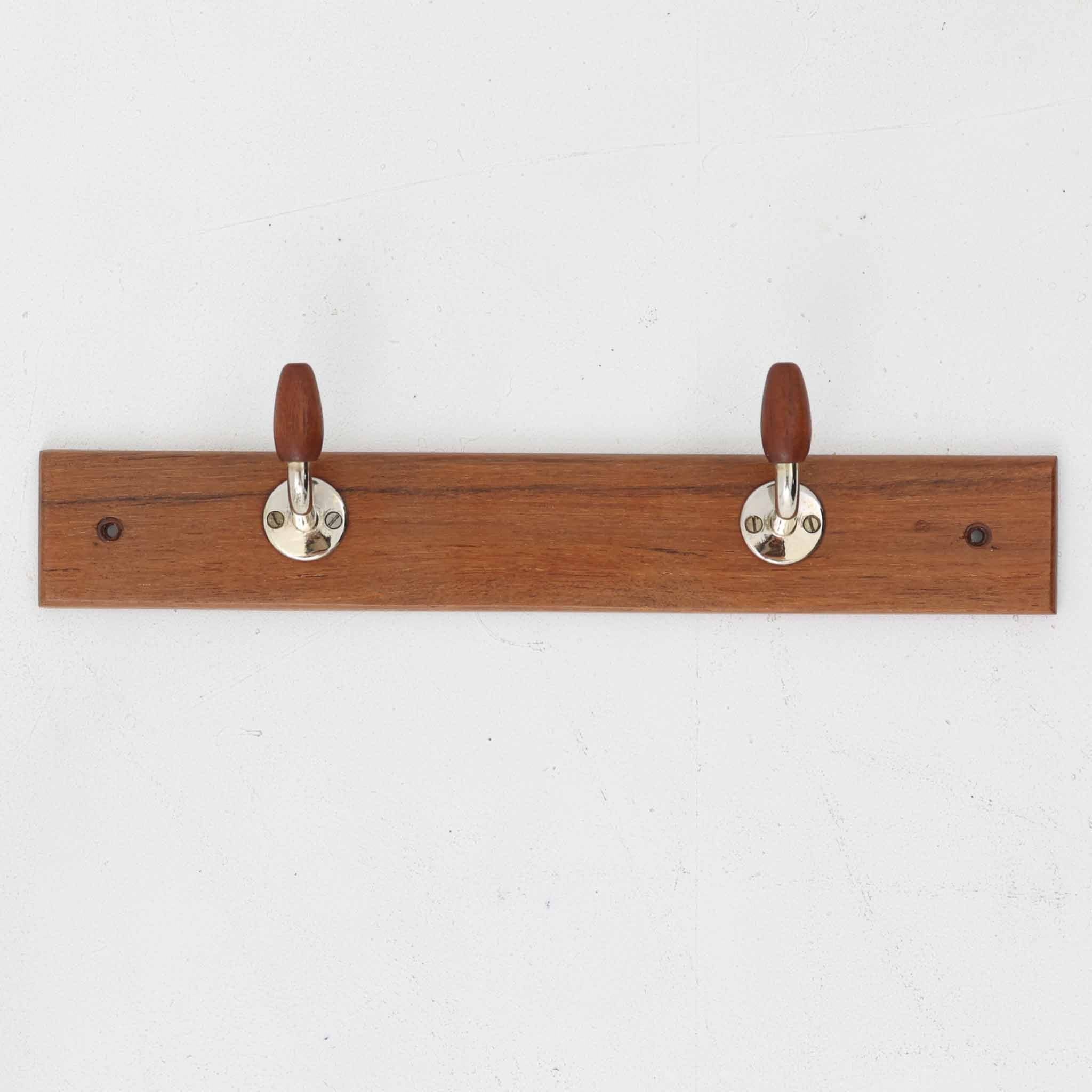 北欧ビンテージ アクセサリー | シンプルで個性豊かなデザイン – CHLOROS