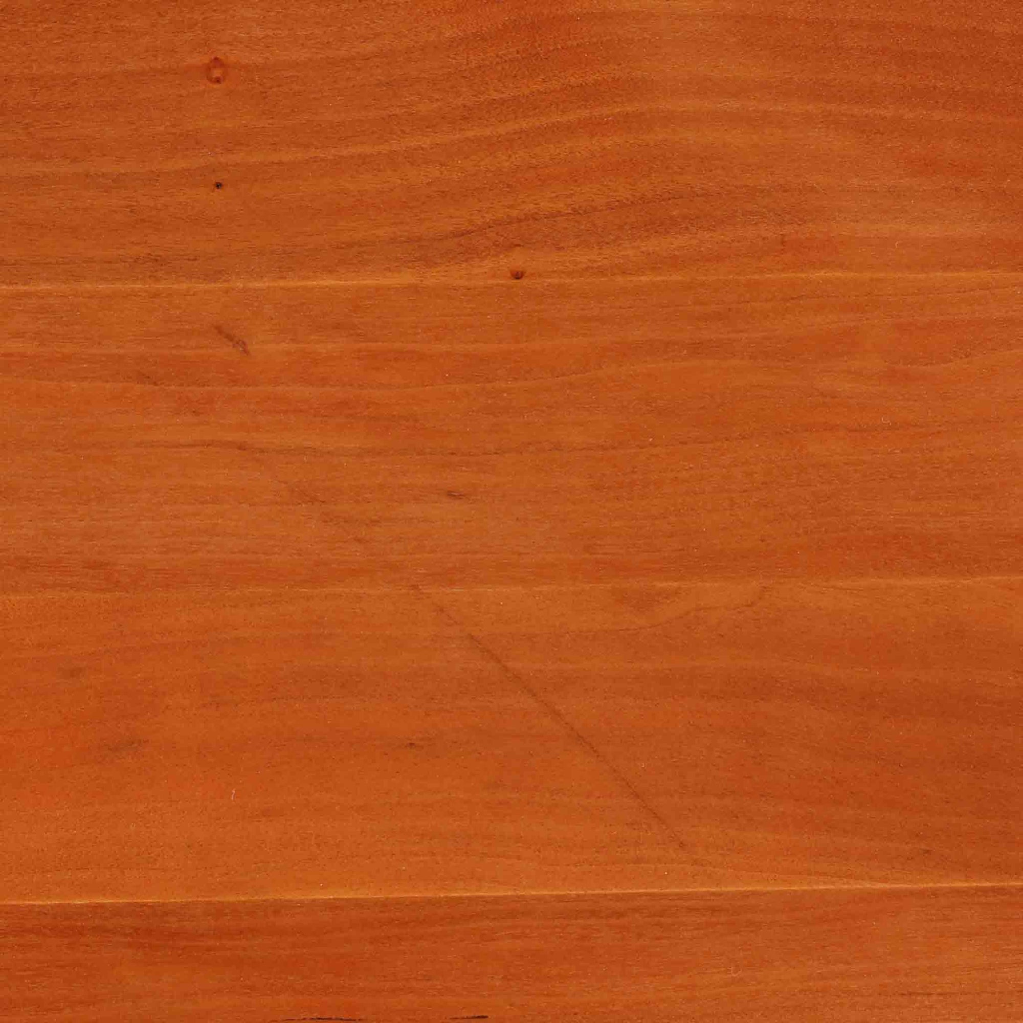 ブロードレネ・アンダーセンによる円形ダイニングテーブルで、チェリー無垢材を贅沢に用いた北欧ビンテージらしい上質な佇まいが魅力です。直径110cmのラウンド天板は、縁にやわらかな丸みを持たせた丁寧な仕上げで、脚部とのバランスも美しく、食卓を穏やかな雰囲気に整えます。無垢材ならではの滑らかな手触りと、経年により深みを増した色合いが特徴で、家族の団らんはもちろん、来客時にも自然と人が集まる一台です。北欧家具らしい実用性と職人技が感じられる、長く付き合えるダイニングテーブルです。