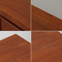 デンマーク製のビンテージ両袖デスクです。チーク材を使用した天板と本体は、美しい木目と温かみのある色合いが魅力で、北欧家具らしい上質な雰囲気を空間にもたらします。左右に備えられた引き出し収納は書類や小物を整理しやすく、作業スペースをすっきり保てる実用的な設計。背面も美しく仕上げられており、空間の中央に配置しても映えるデザインです。細身の脚部が軽やかな印象を与え、書斎やワークスペースに落ち着いたビンテージの存在感を添える一台です。